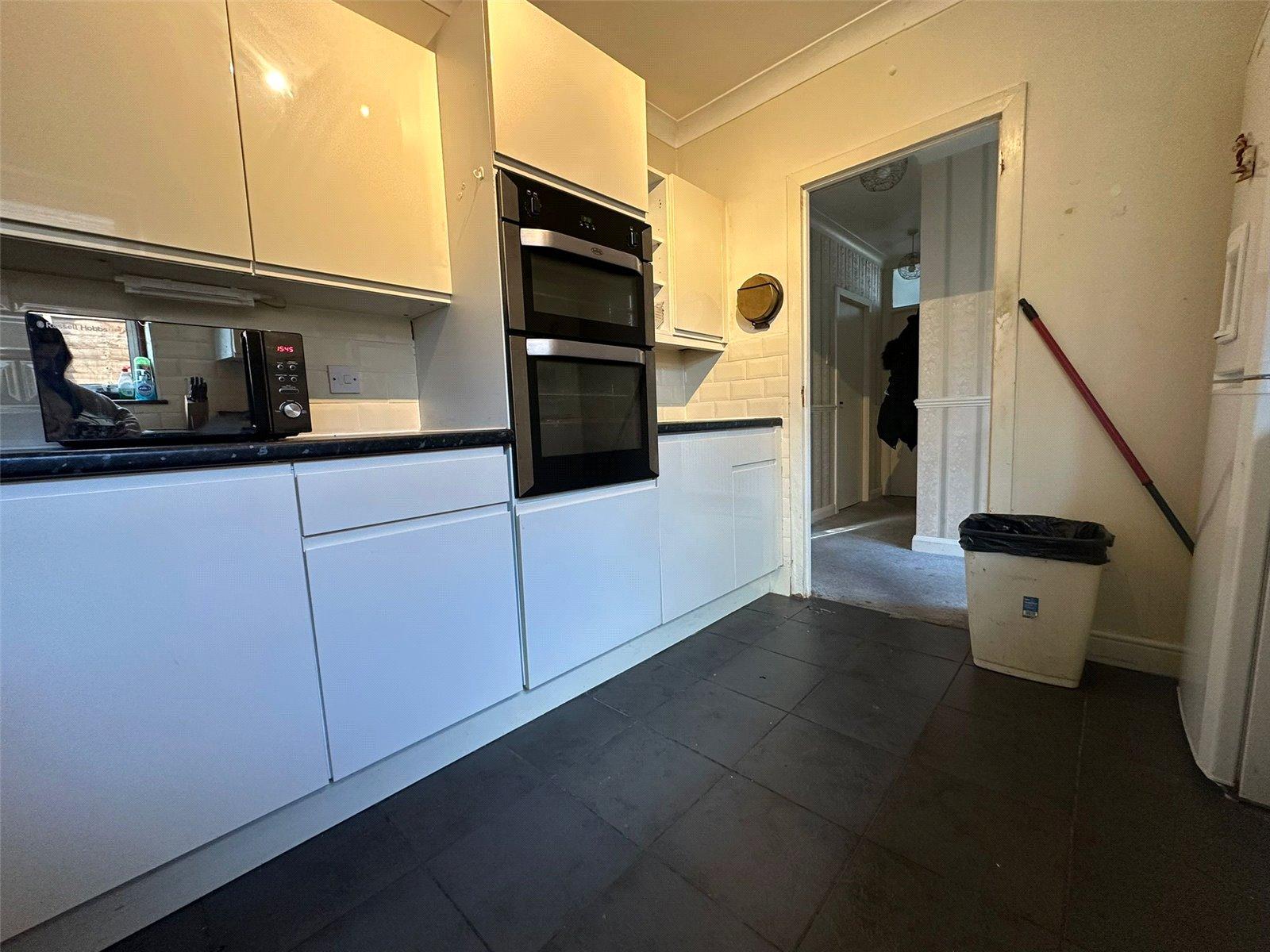 2 bedroom bungalow for sale in Chalk | Robinson Michael & Jackson