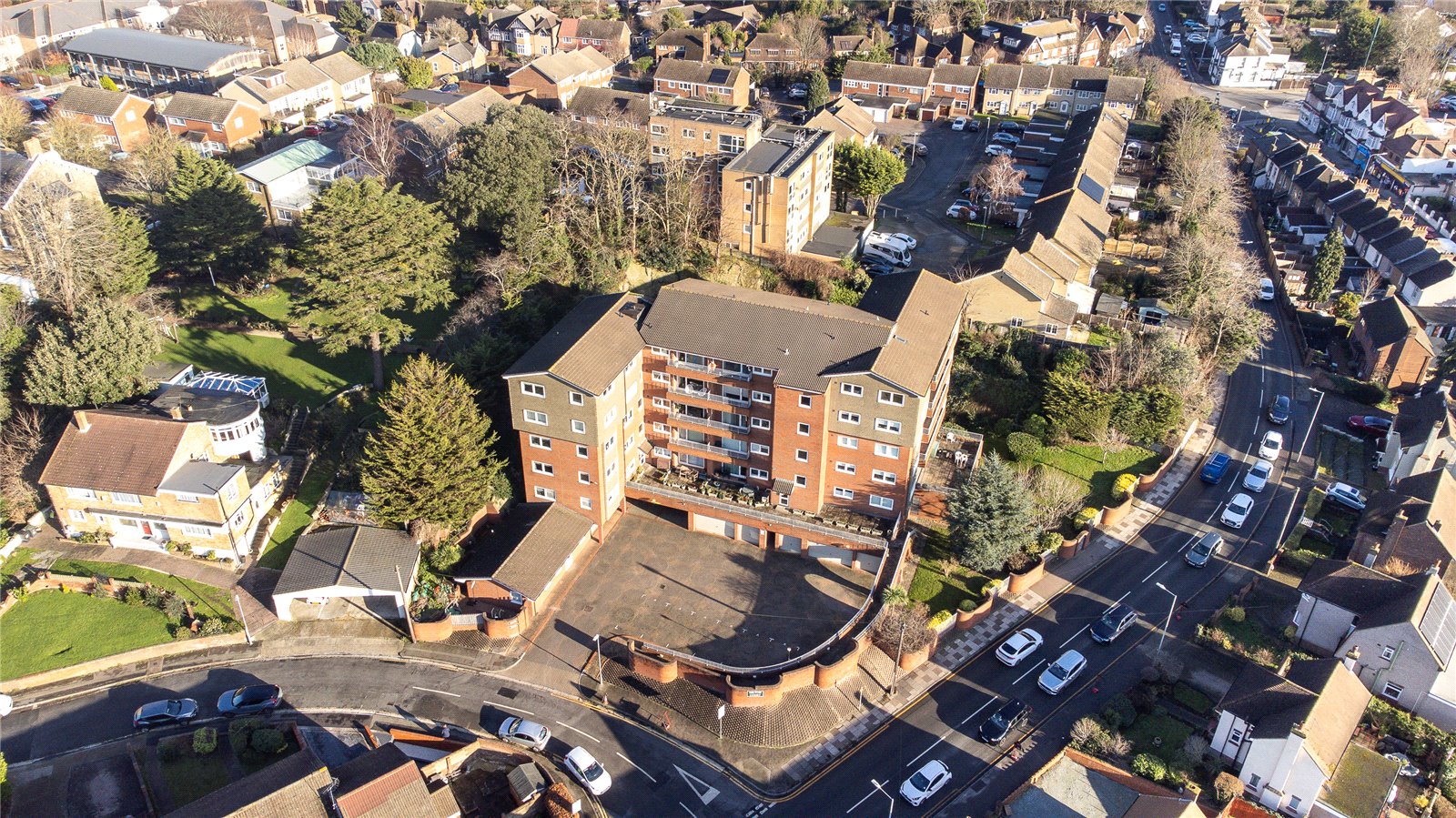 2 bedroom property for sale in Gravesend | Robinson Michael & Jackson