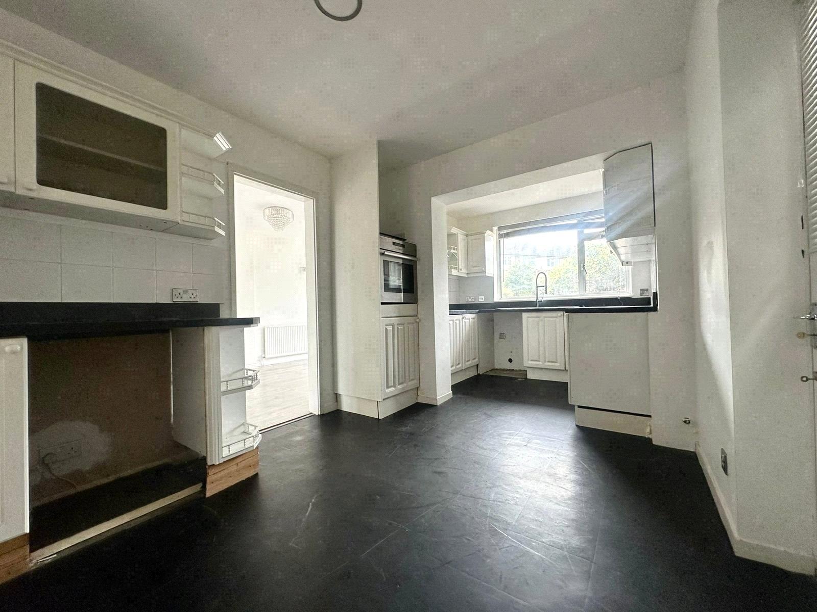 3 bedroom house for sale in Chalk | Robinson Michael & Jackson