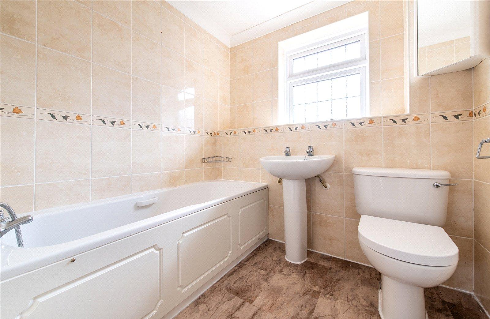 3 bedroom house for sale in Northfleet | Robinson Michael & Jackson