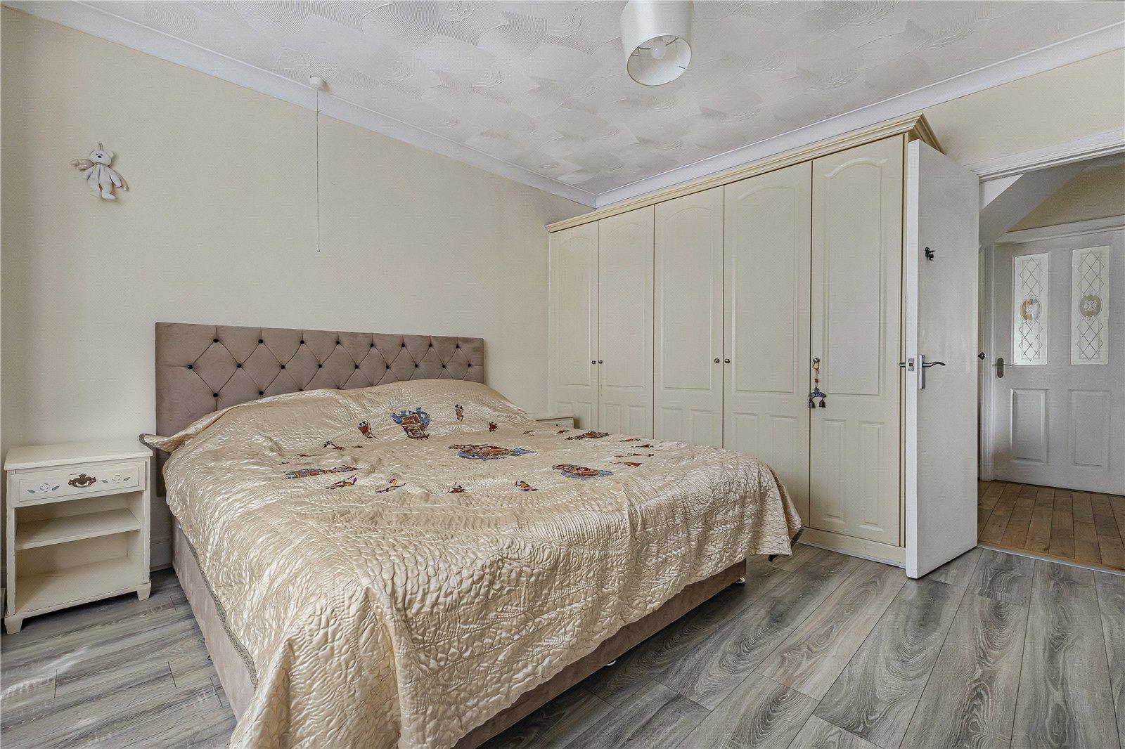 3 bedroom house for sale in Chalk | Robinson Michael & Jackson