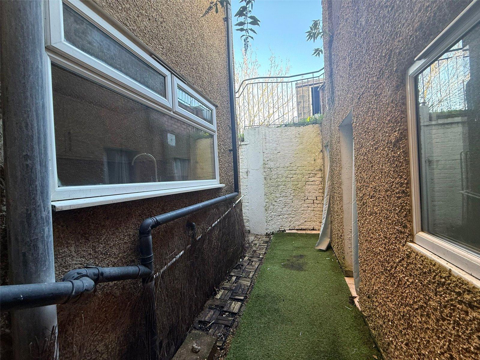 1 bedroom property for sale in Northfleet | Robinson Michael & Jackson
