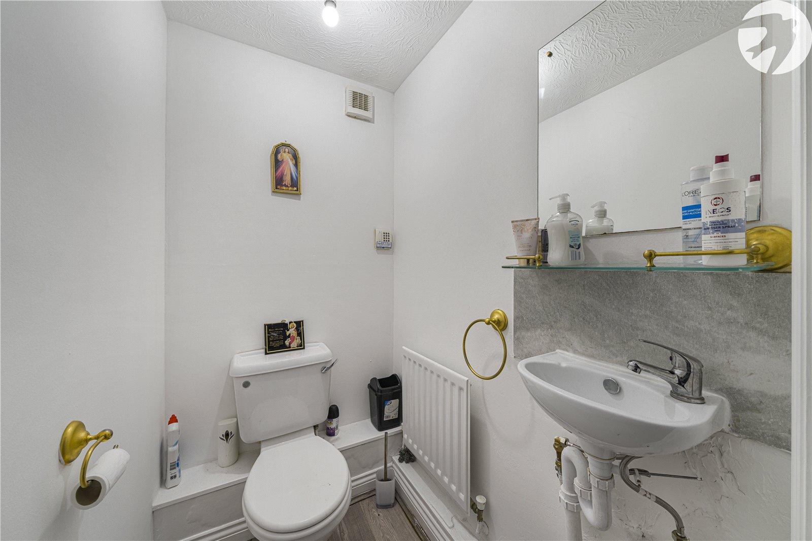 4 bedroom house for sale in Gravesend | Robinson Michael & Jackson