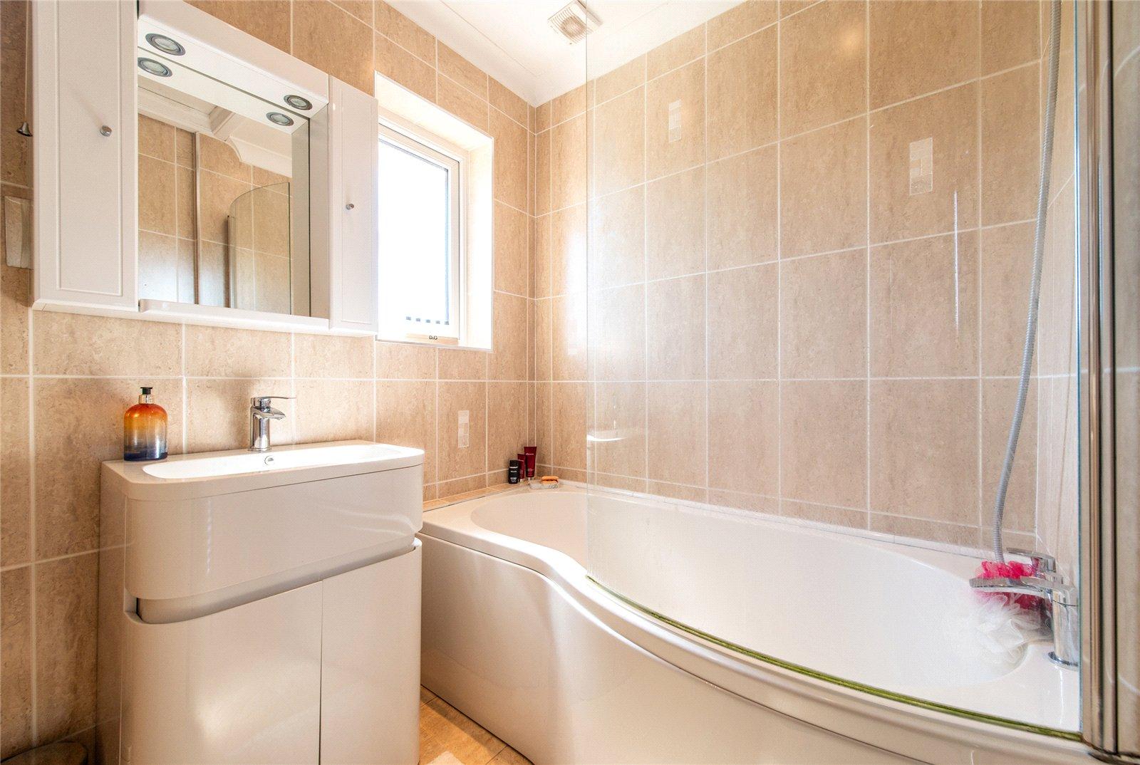4 bedroom house for sale in Gravesend | Robinson Michael & Jackson