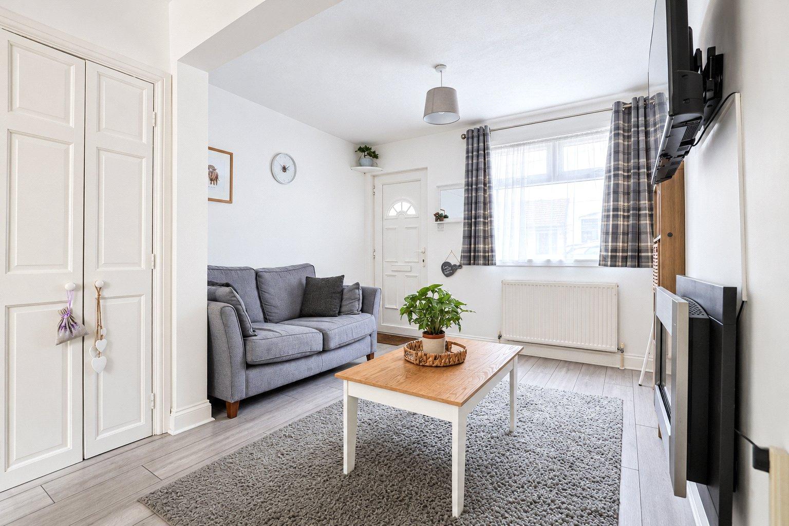 2 bedroom house for sale in Northfleet | Robinson Michael & Jackson