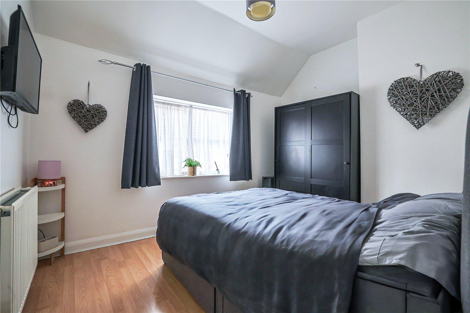2 bedroom house for sale in Northfleet | Robinson Michael & Jackson