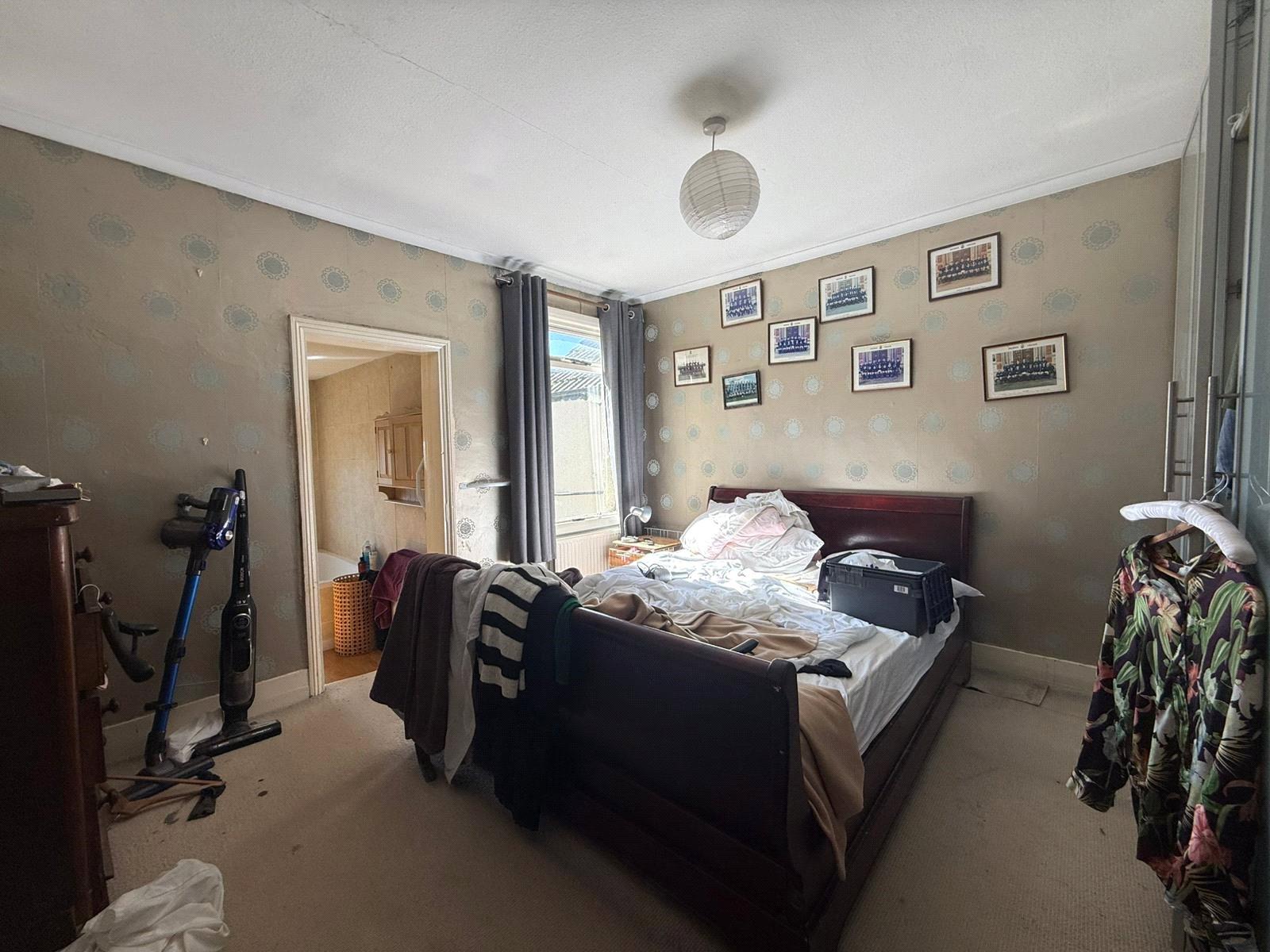 2 bedroom house for sale in Higham | Robinson Michael & Jackson