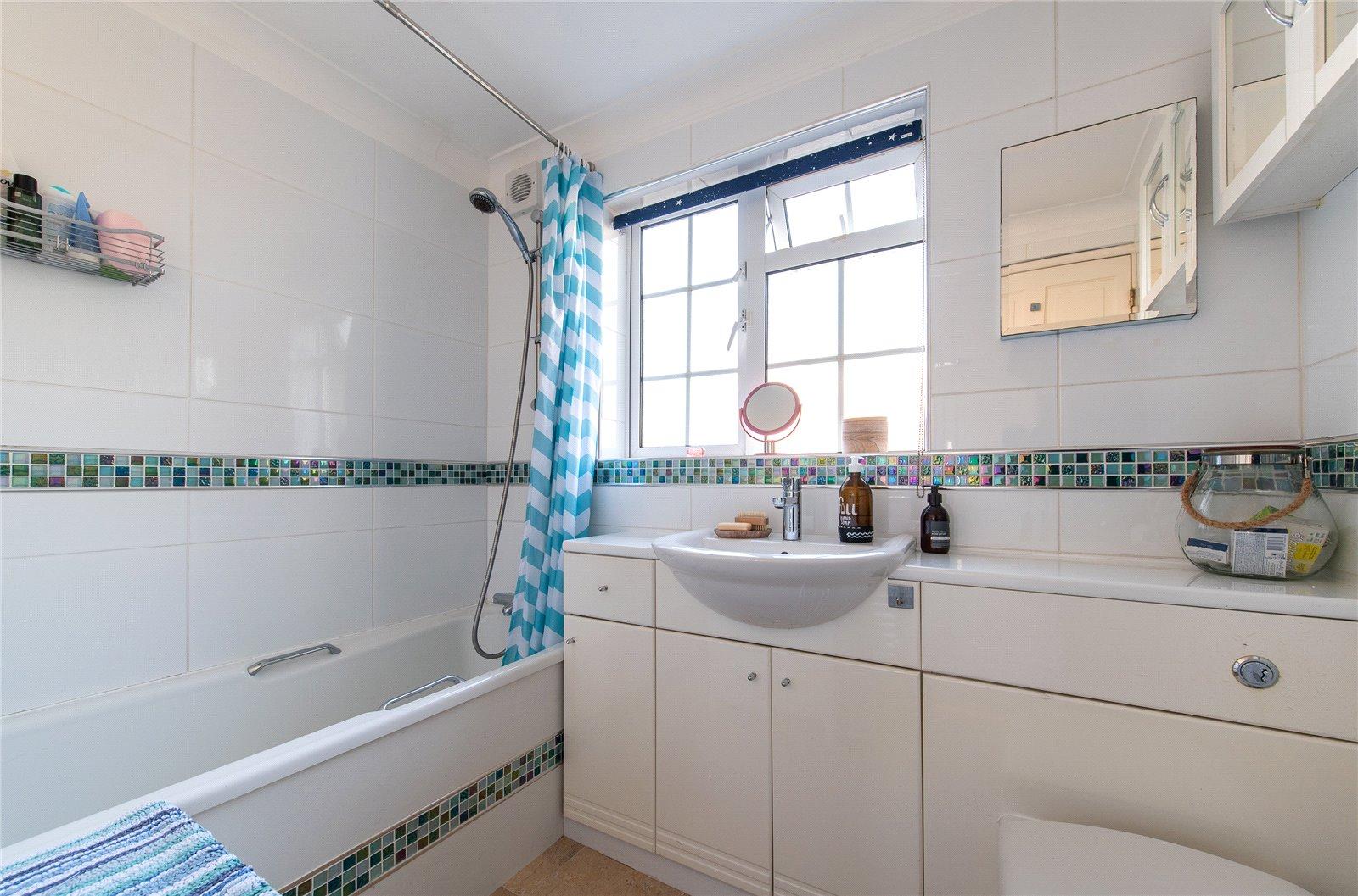 3 bedroom house for sale in Higham | Robinson Michael & Jackson
