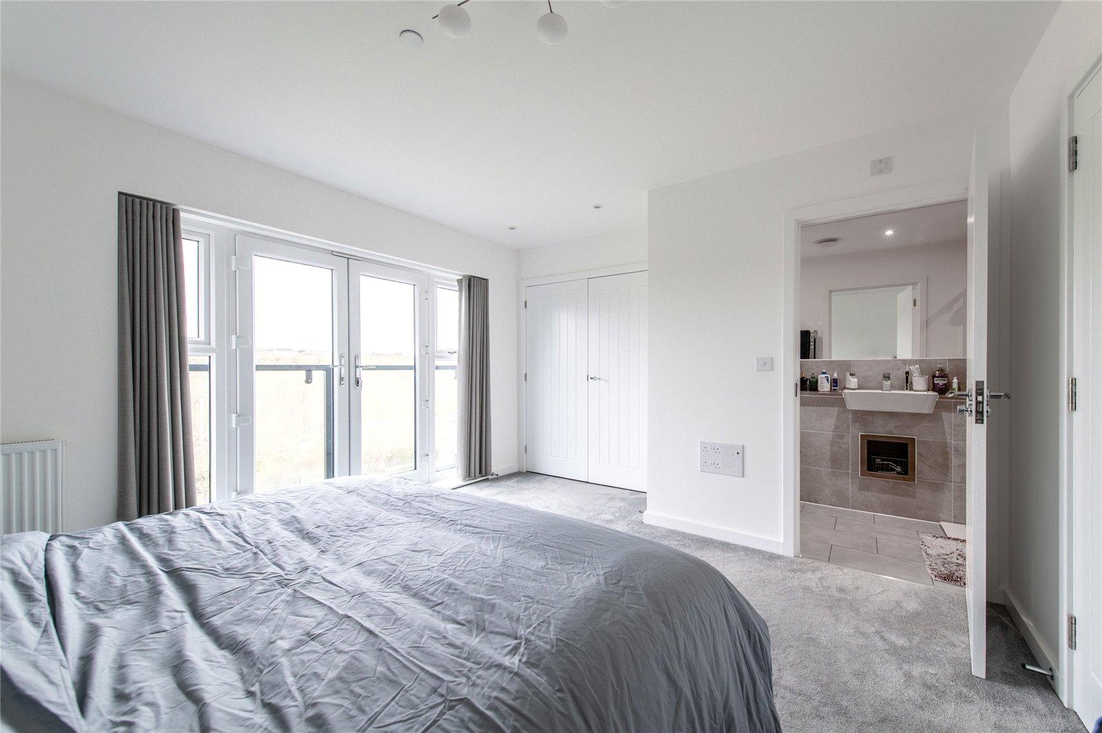 4 bedroom house for sale in Northfleet | Robinson Michael & Jackson