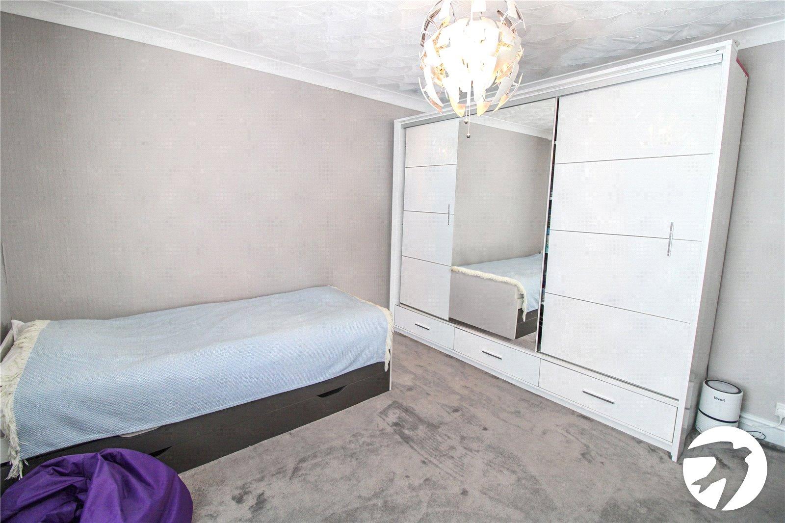 2 bedroom house for sale in Northfleet | Robinson Michael & Jackson