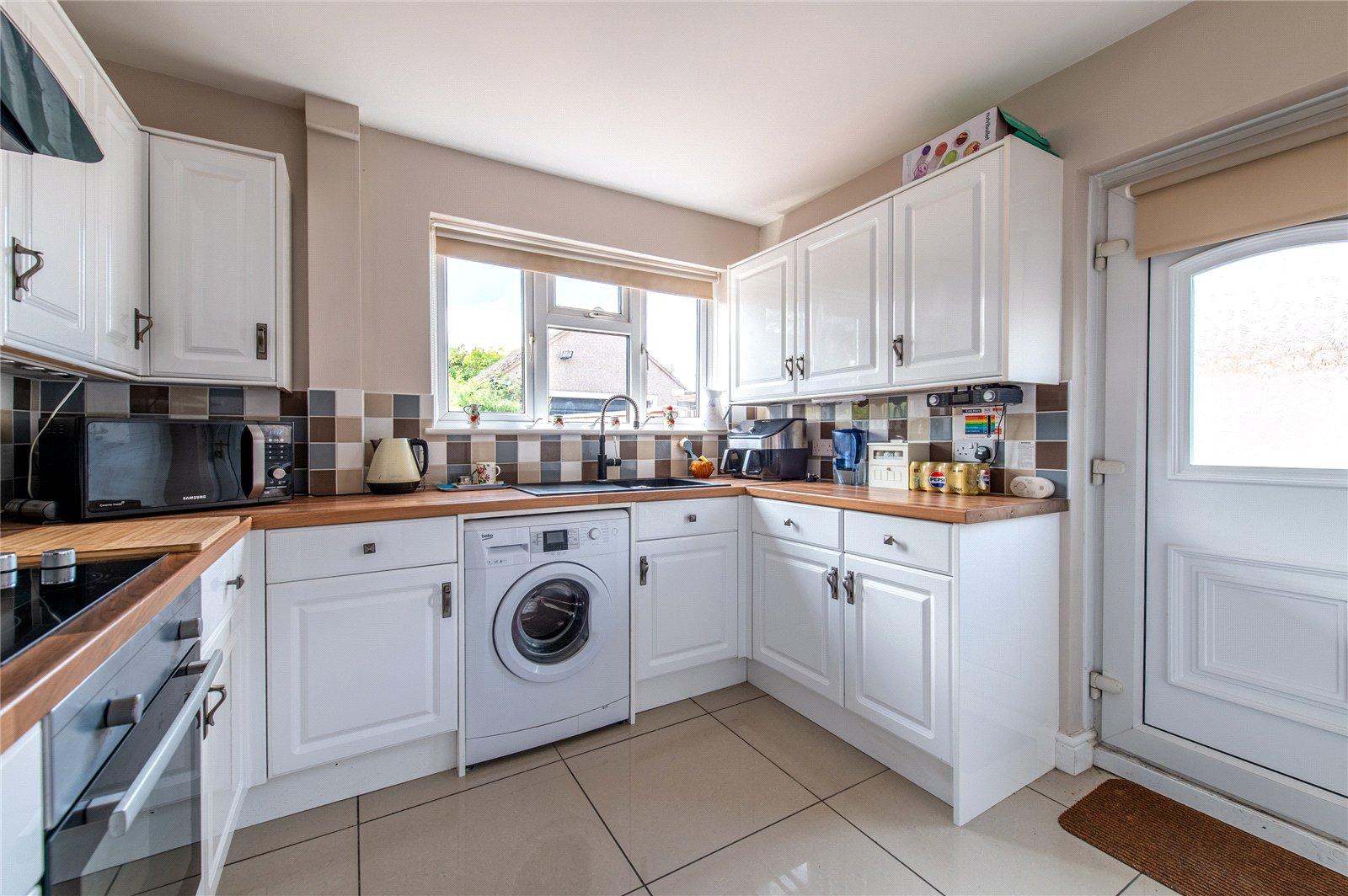 2 bedroom bungalow for sale in Gravesend | Robinson Michael & Jackson