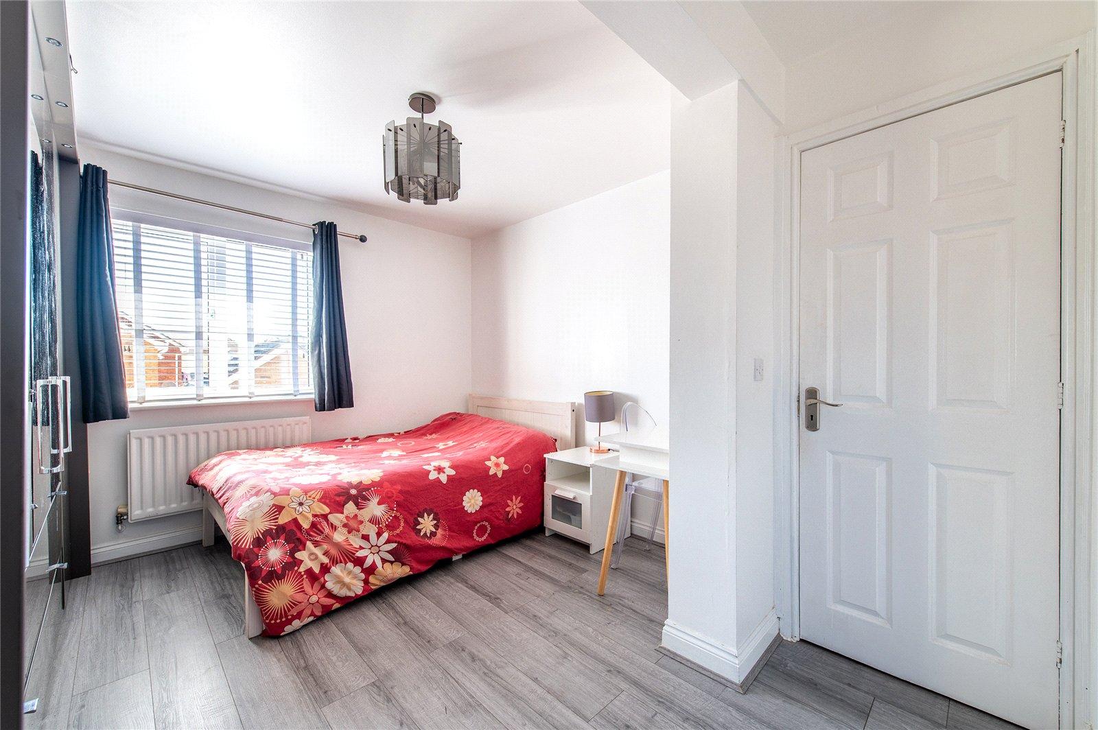 6 bedroom house for sale in Gravesend | Robinson Michael & Jackson