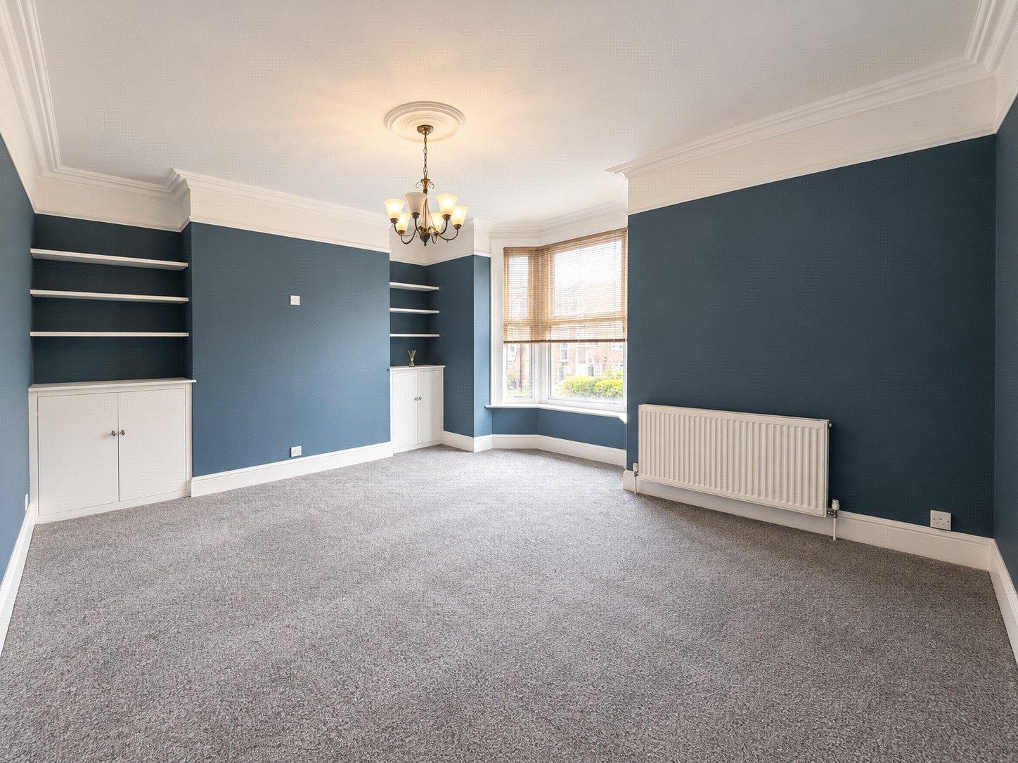 1 bedroom property for sale in Gravesend | Robinson Michael & Jackson