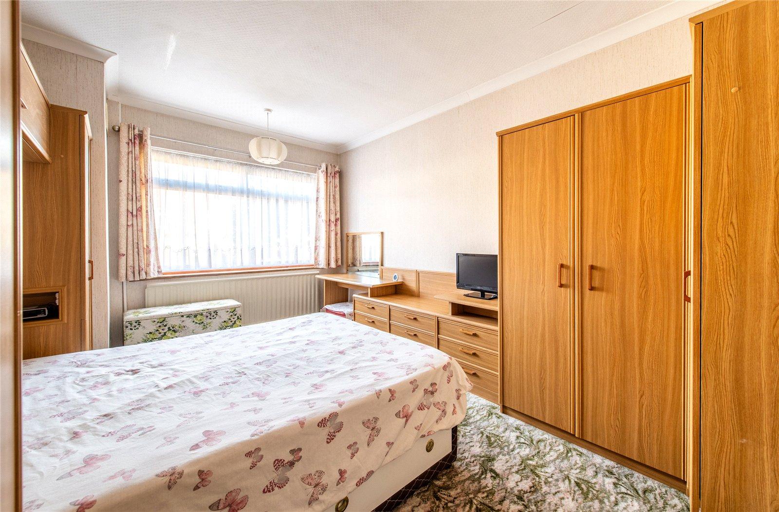 2 bedroom bungalow for sale in Higham | Robinson Michael & Jackson