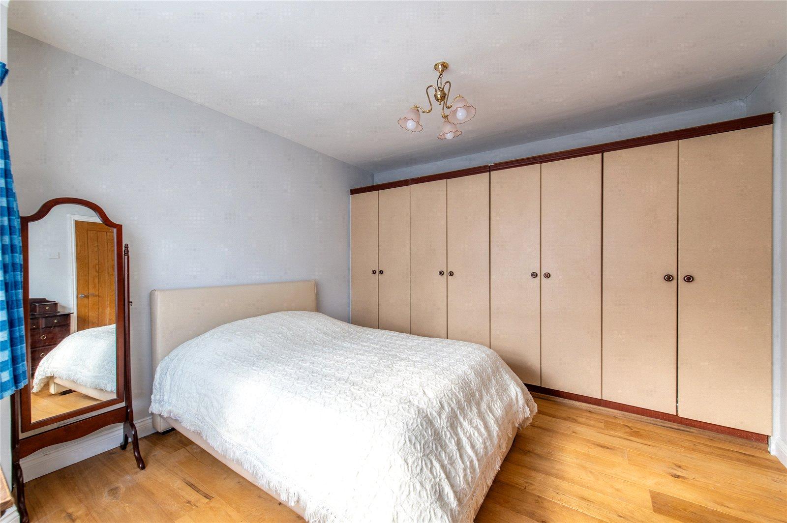 5 bedroom house for sale in Gravesend | Robinson Michael & Jackson