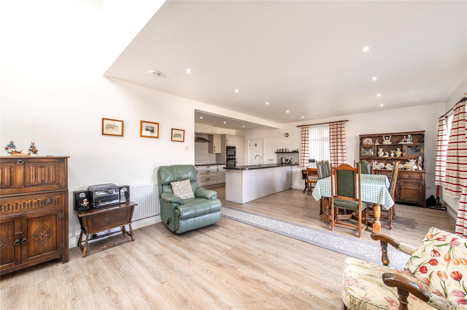 5 bedroom house for sale in Gravesend | Robinson Michael & Jackson
