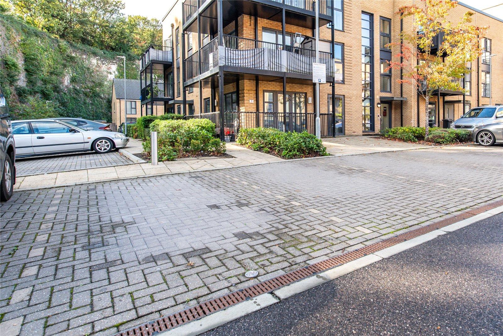 2 bedroom property for sale in Northfleet | Robinson Michael & Jackson