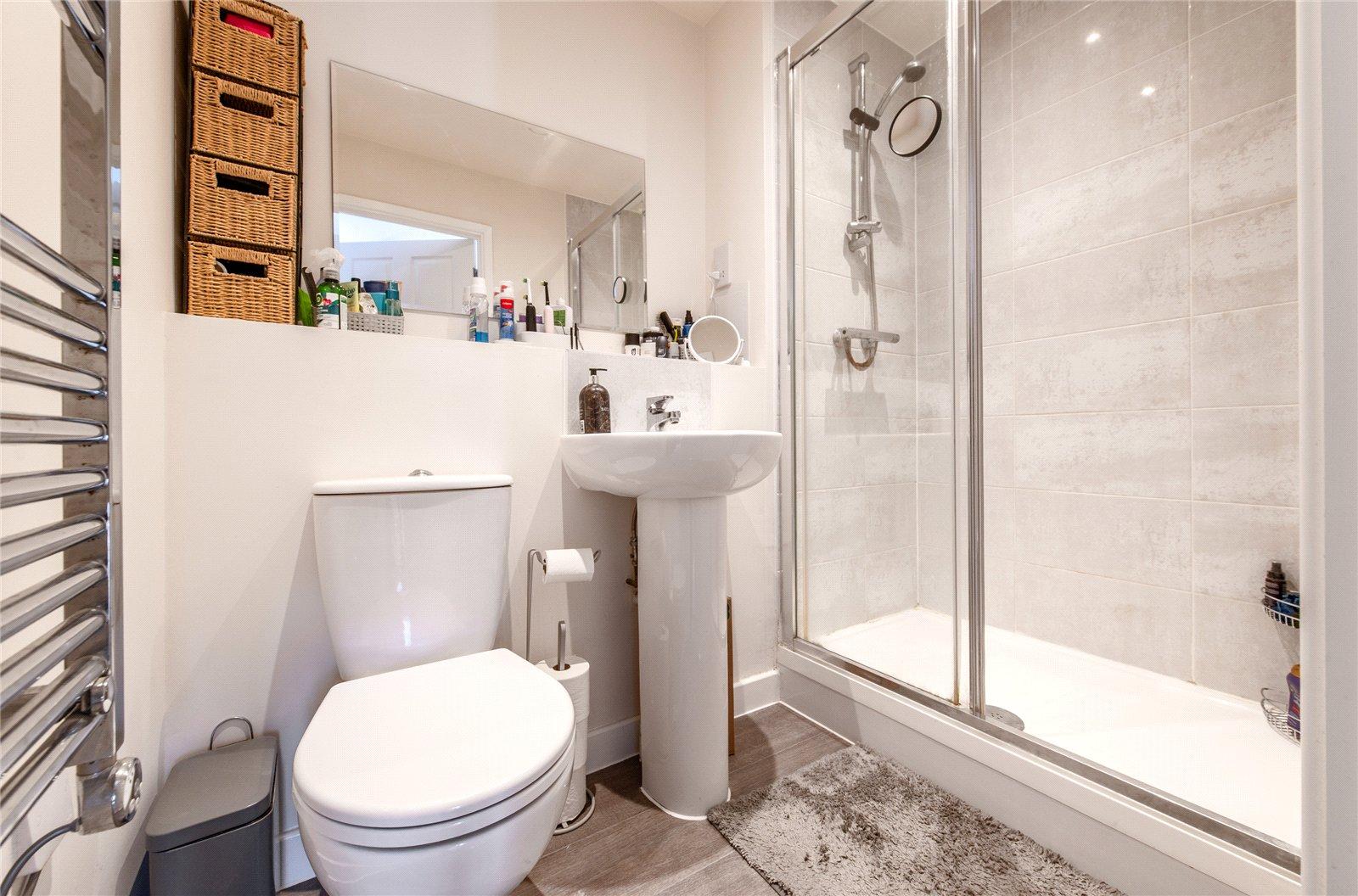 2 bedroom property for sale in Northfleet | Robinson Michael & Jackson