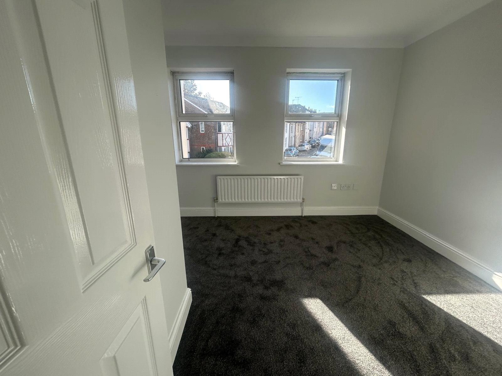 2 bedroom house for sale in Gravesend | Robinson Michael & Jackson