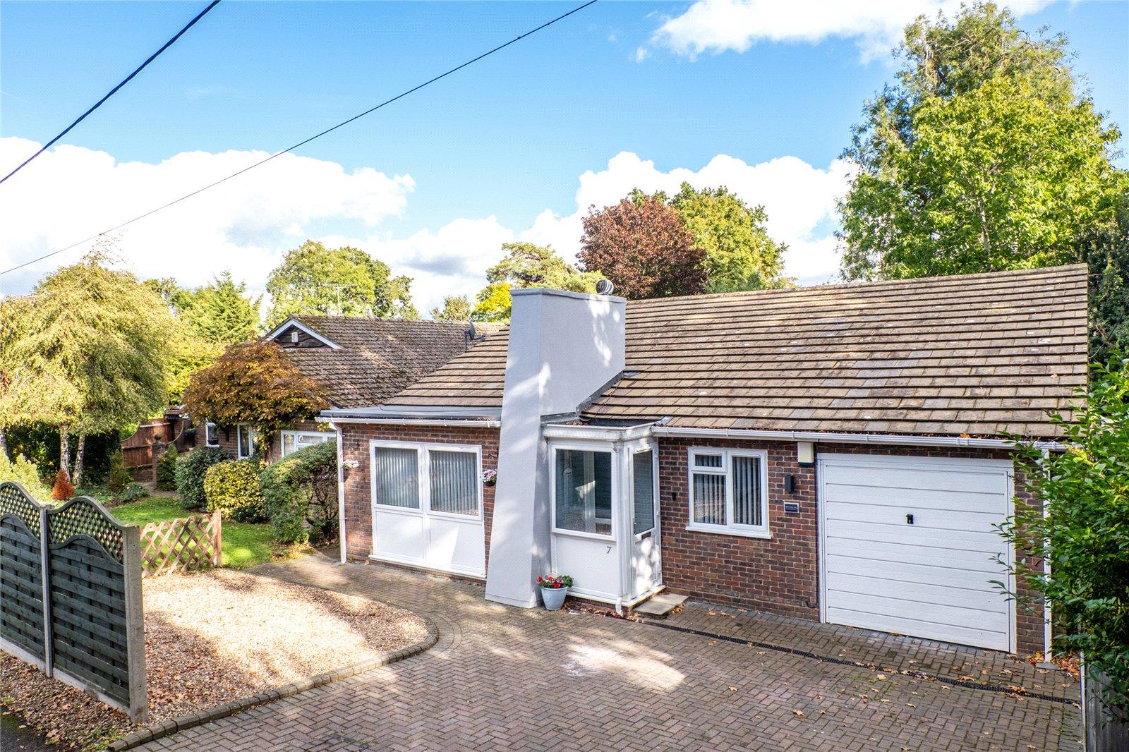 3 bedroom bungalow for sale in New Barn | Robinson Michael & Jackson