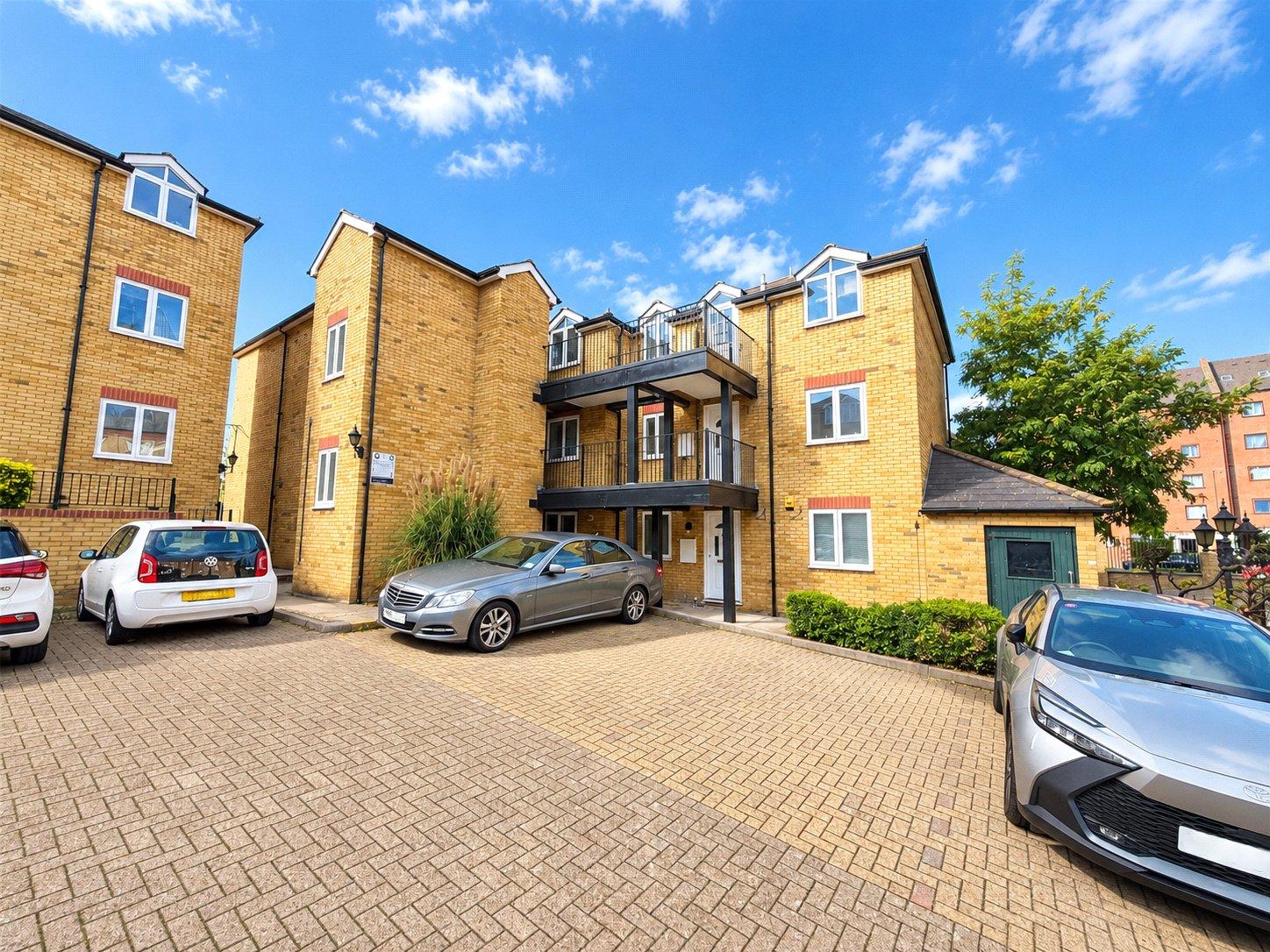 1 bedroom property for sale in Gravesend | Robinson Michael & Jackson
