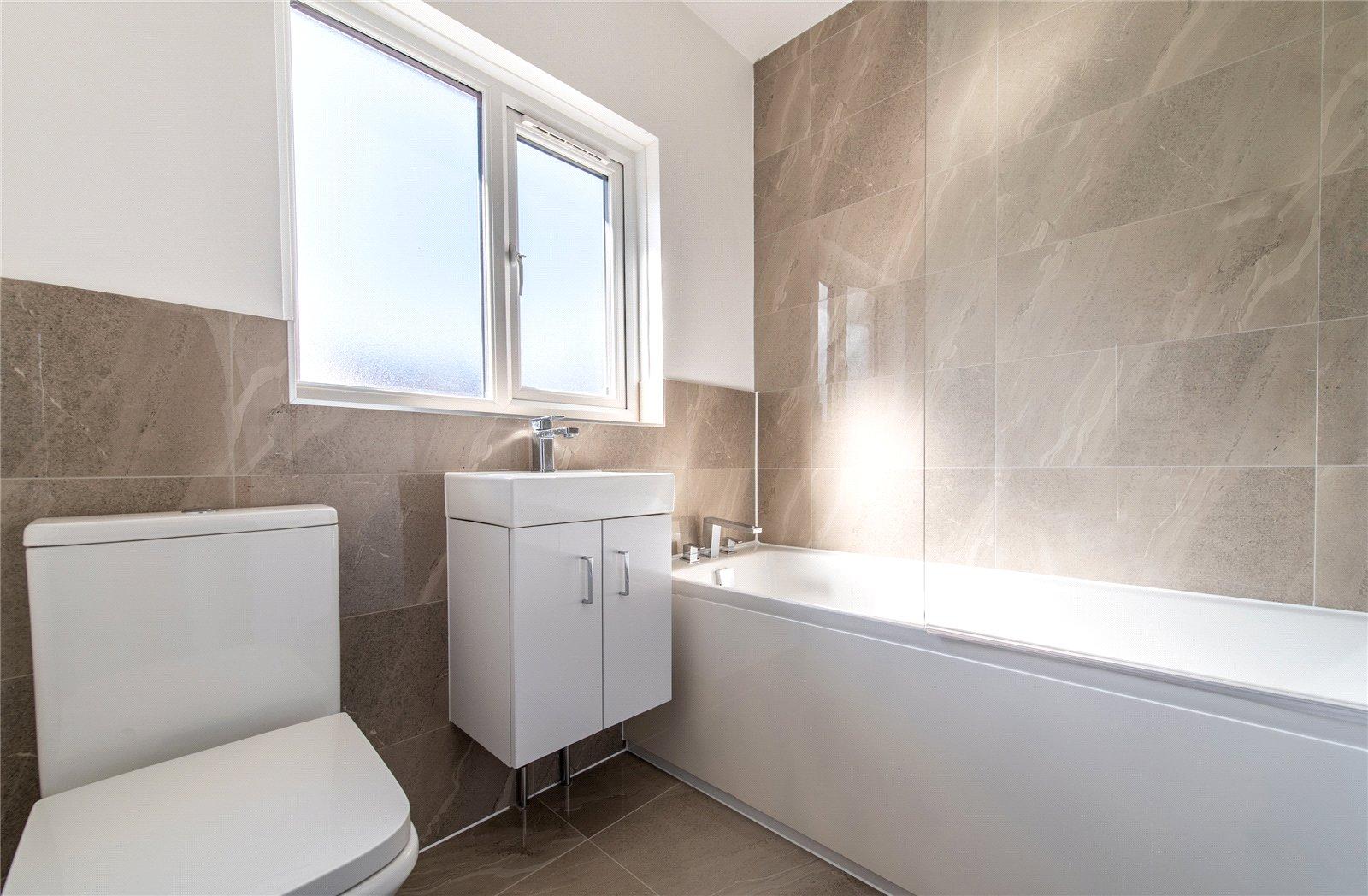 3 bedroom house for sale in Northfleet | Robinson Michael & Jackson