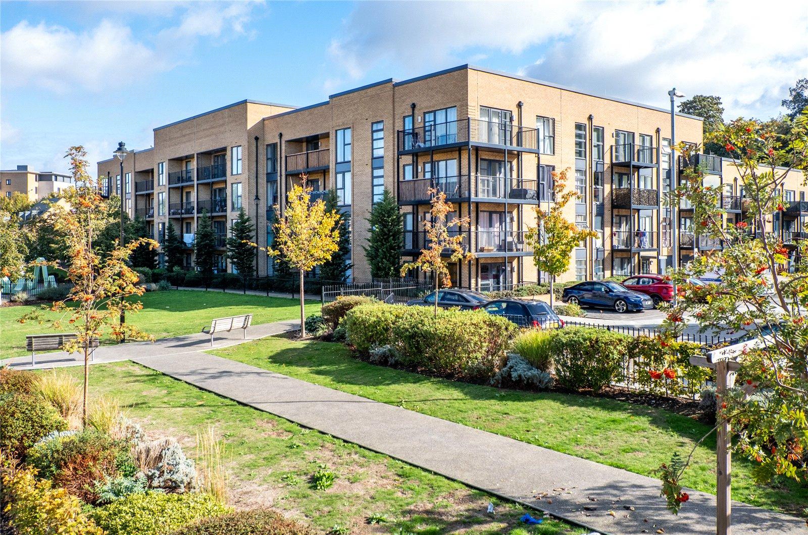2 bedroom property for sale in Northfleet | Robinson Michael & Jackson