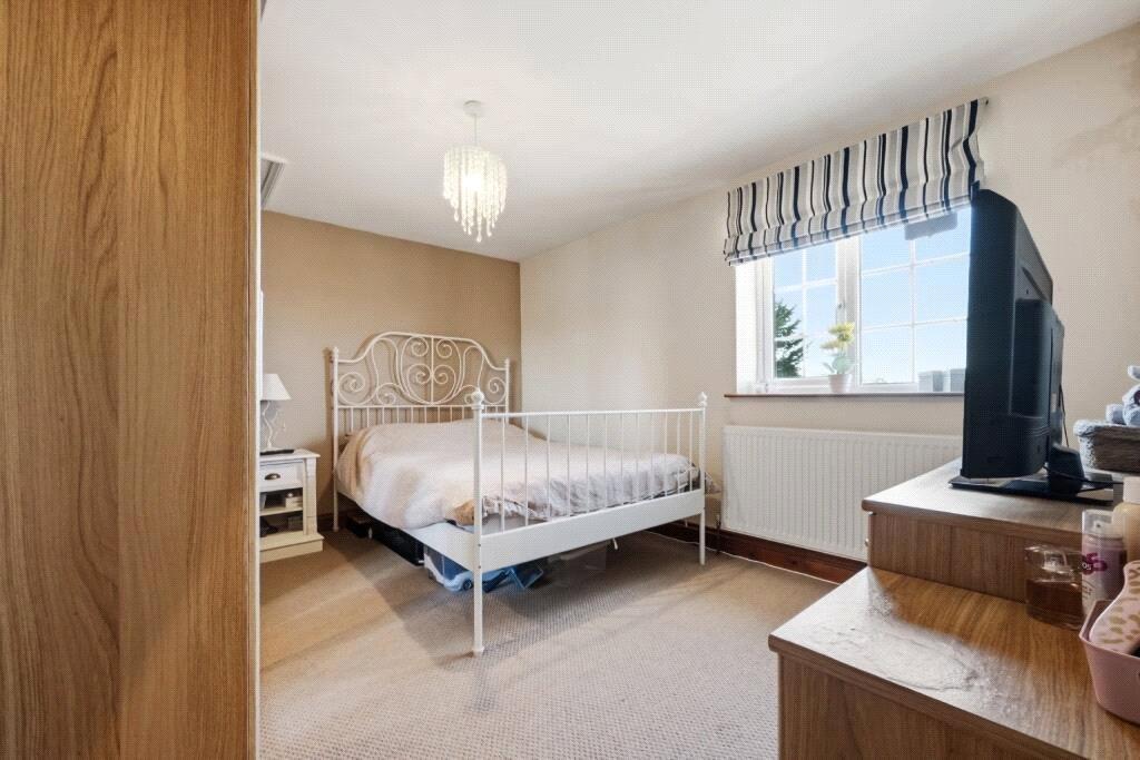 4 bedroom house for sale in Lower Shorne | Robinson Michael & Jackson