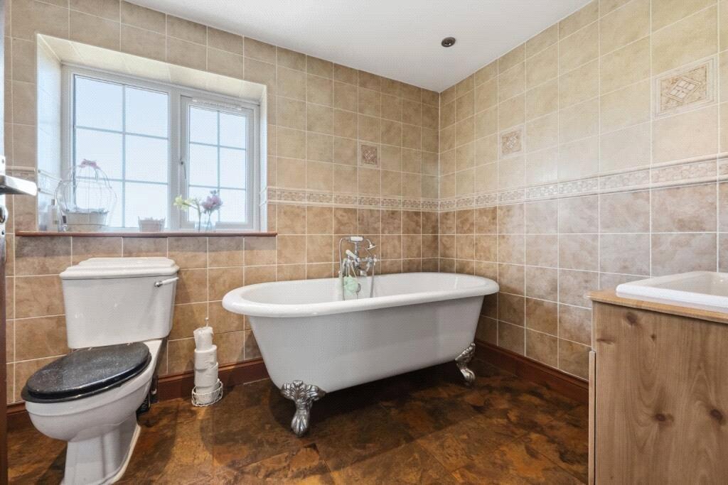 4 bedroom house for sale in Lower Shorne | Robinson Michael & Jackson