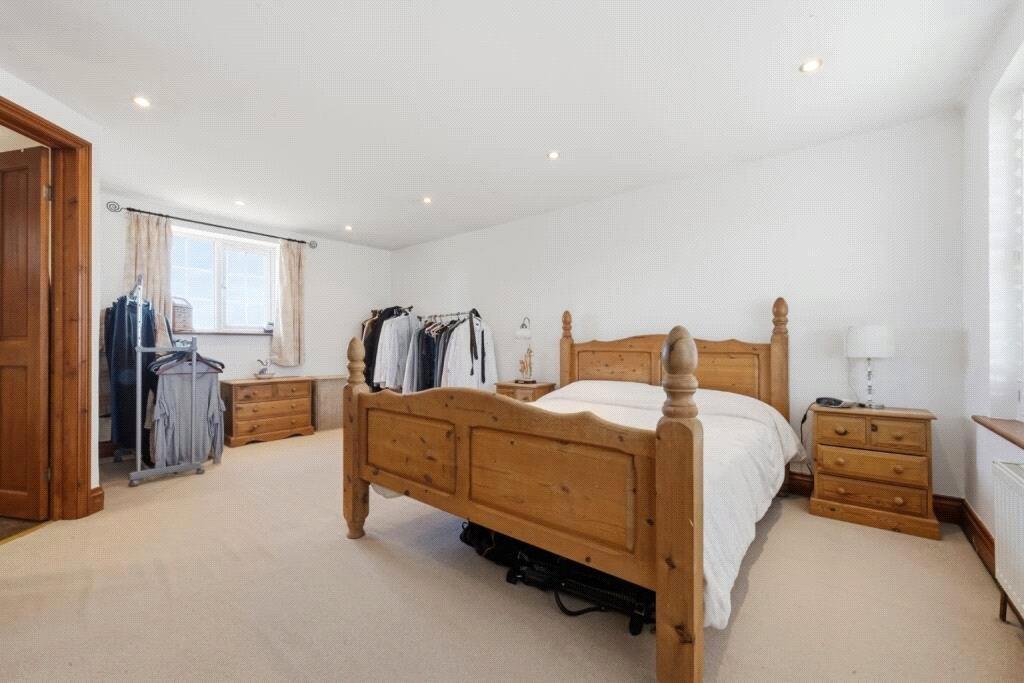 4 bedroom house for sale in Lower Shorne | Robinson Michael & Jackson