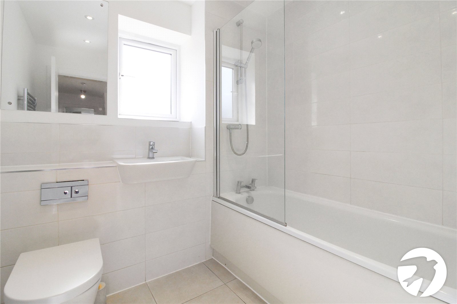 3 bedroom house to rent in Greenhithe | Robinson Michael & Jackson