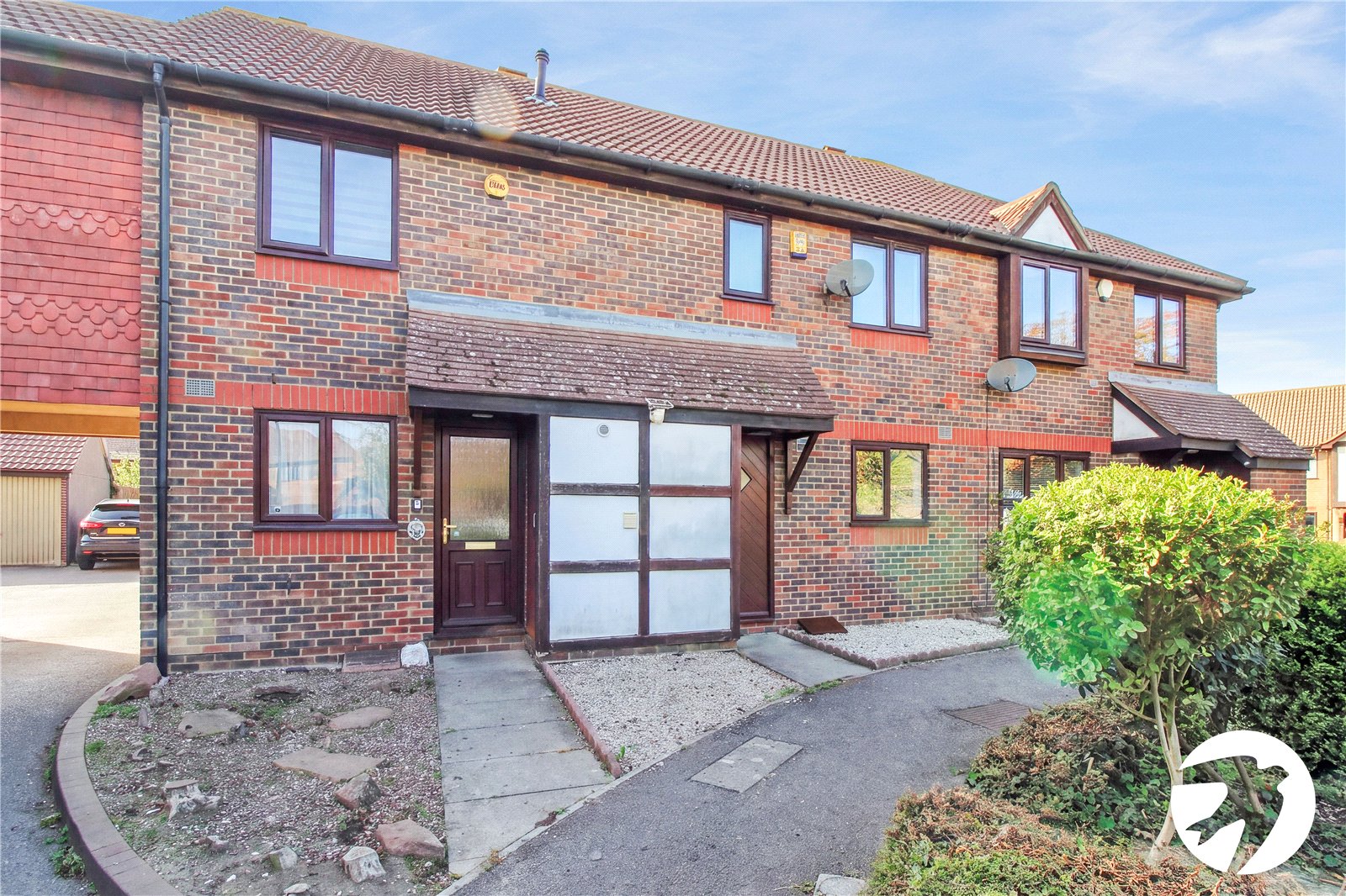 3 bedroom house to rent in Greenhithe | Robinson Michael & Jackson