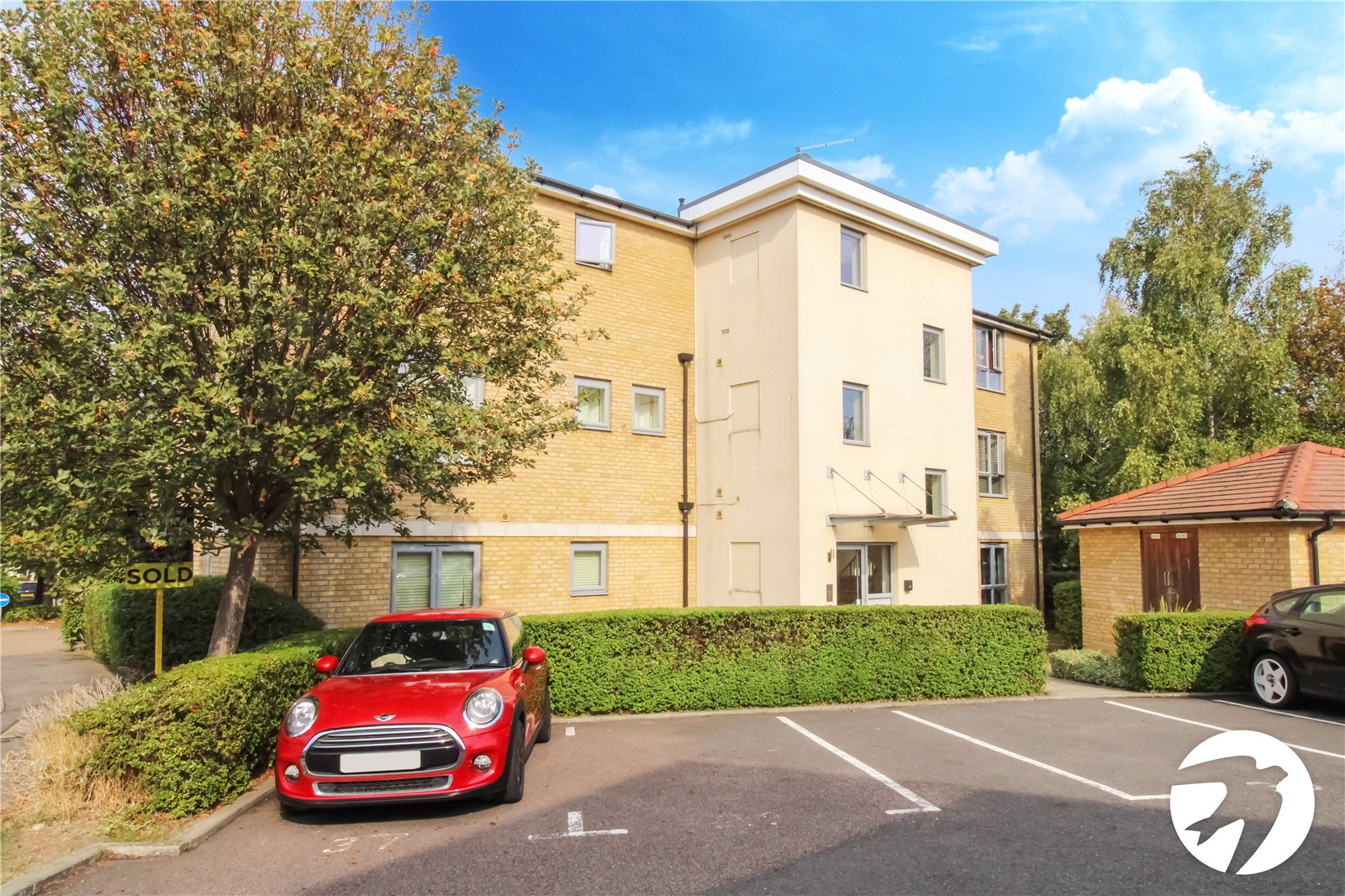 1 bedroom property to rent in Northfleet | Robinson Michael & Jackson