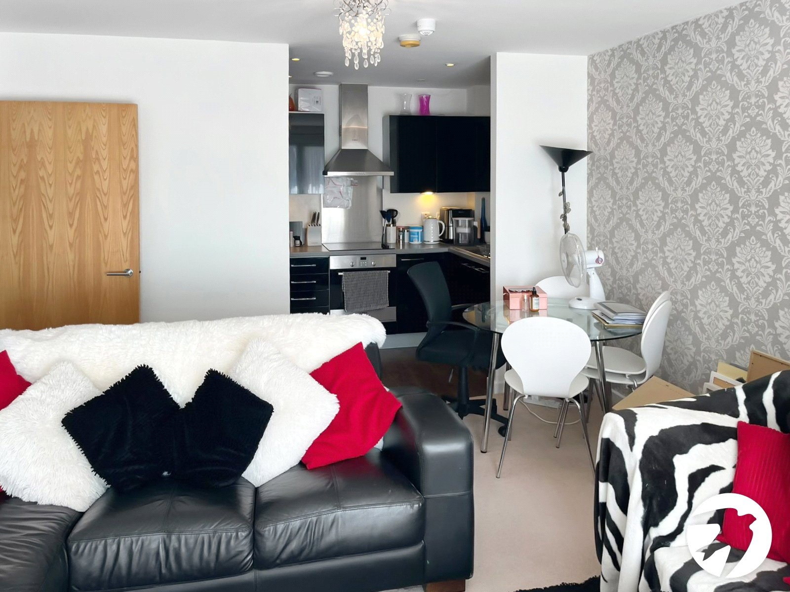 1 bedroom property to rent in Greenhithe | Robinson Michael & Jackson