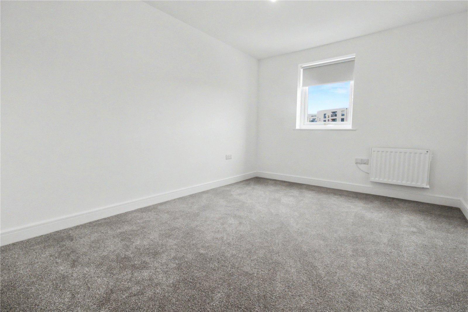 2 bedroom property to rent in Alkerden | Robinson Michael & Jackson