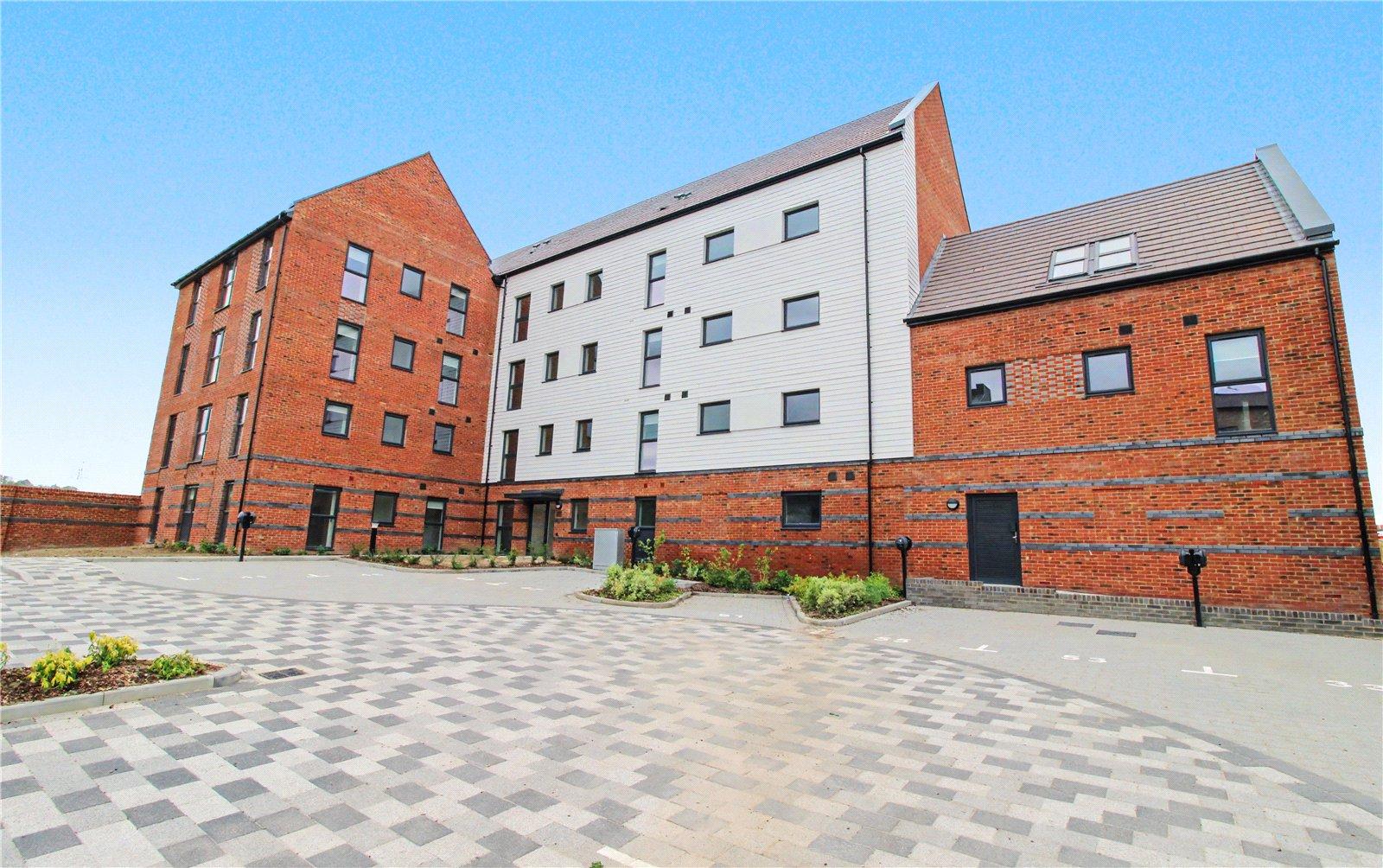 2 bedroom property to rent in Alkerden | Robinson Michael & Jackson