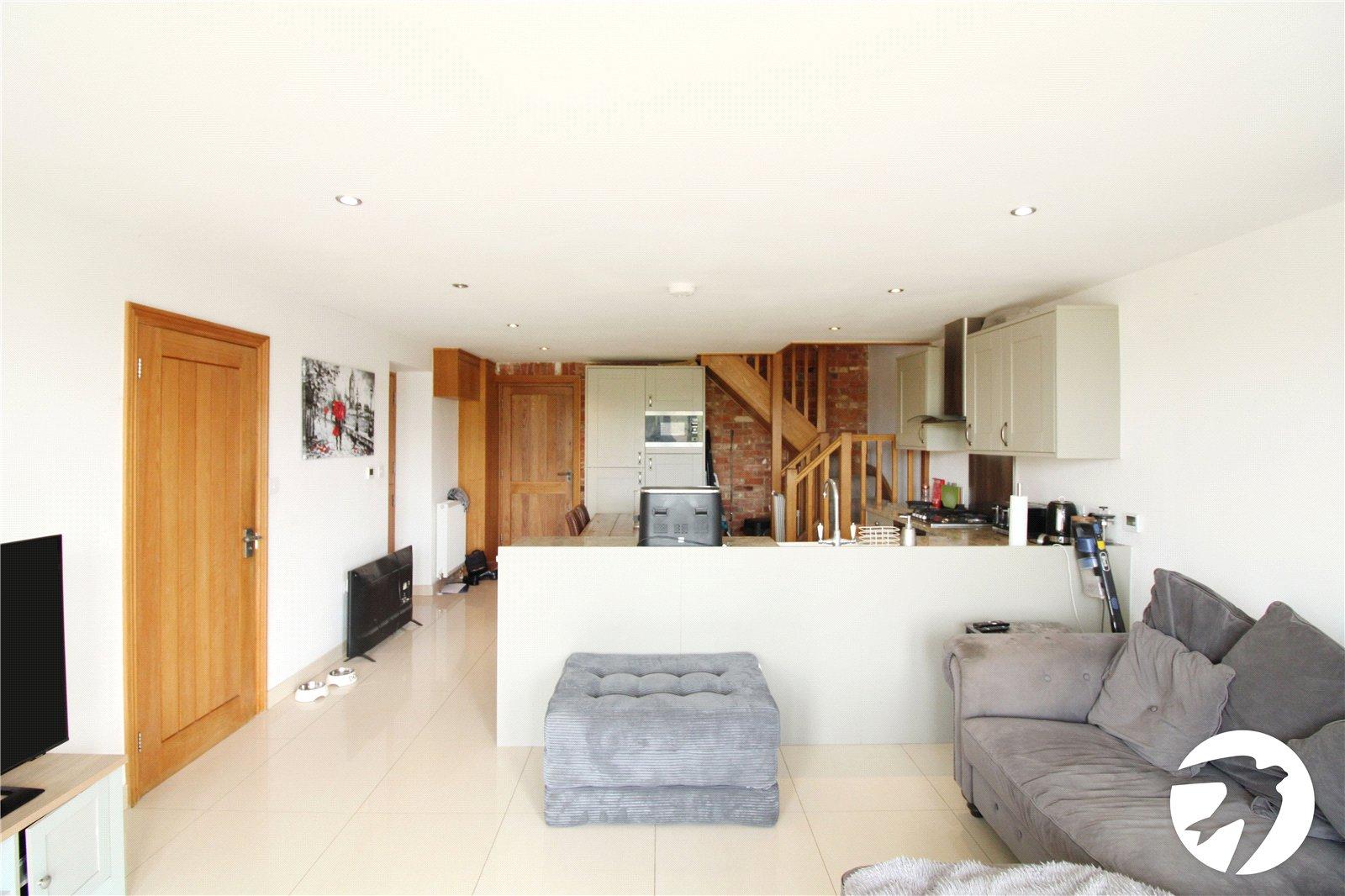 2 bedroom property to rent in Meopham | Robinson Michael & Jackson