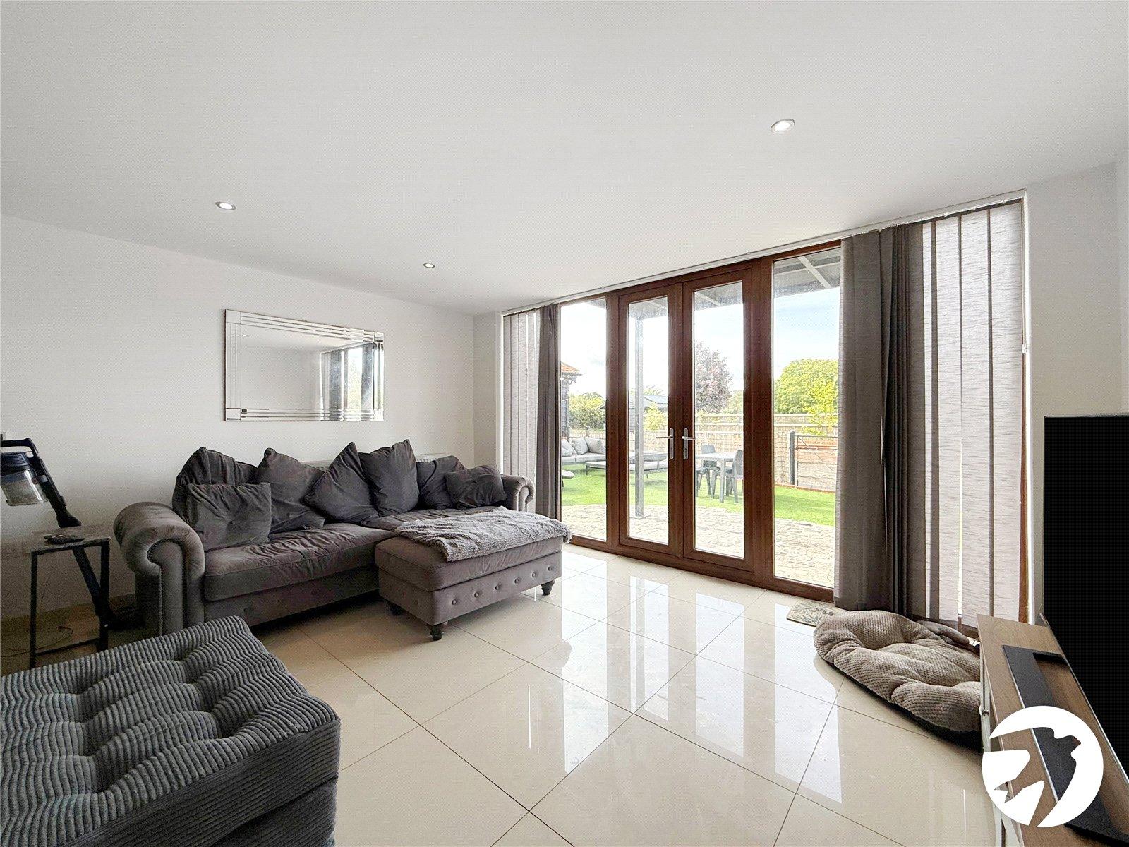 2 bedroom property to rent in Meopham | Robinson Michael & Jackson