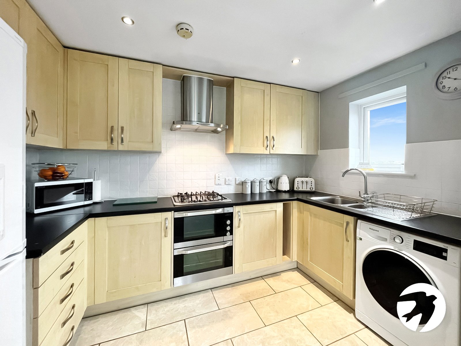 2 bedroom property to rent in Black Eagle Drive | Robinson Michael & Jackson