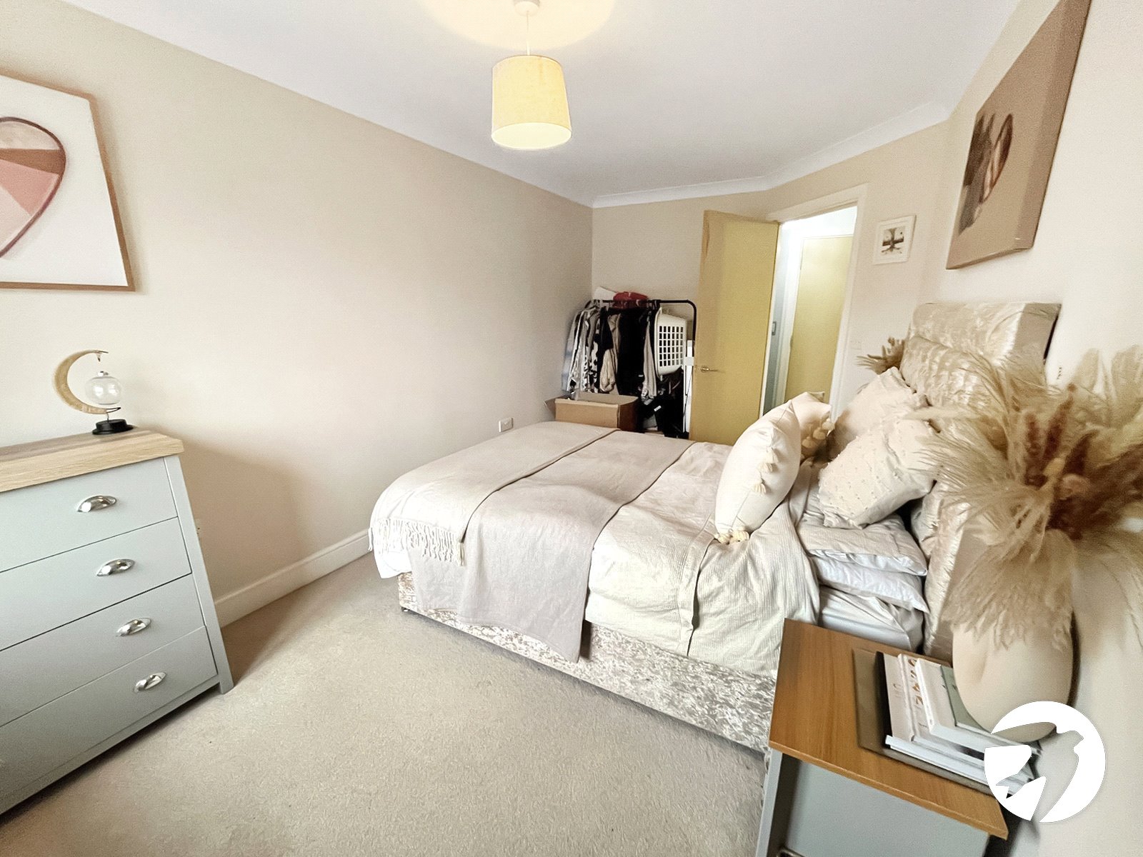 2 bedroom property to rent in Black Eagle Drive | Robinson Michael & Jackson