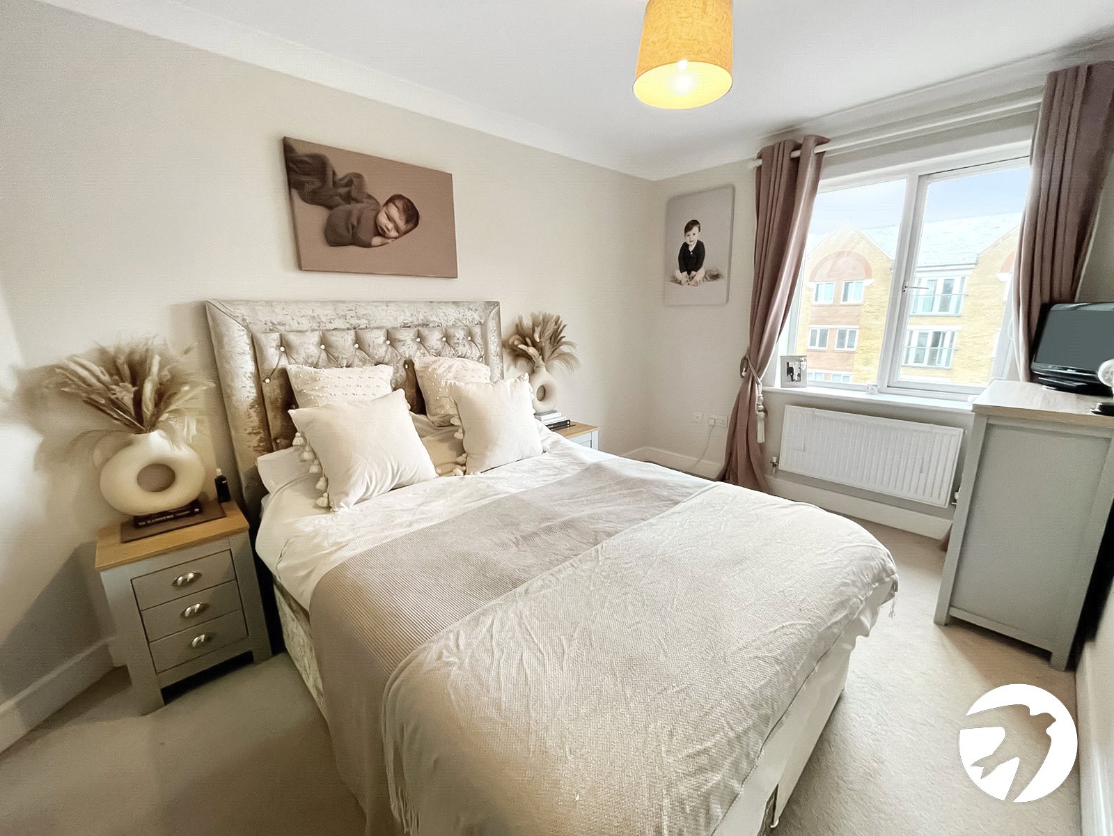 2 bedroom property to rent in Black Eagle Drive | Robinson Michael & Jackson