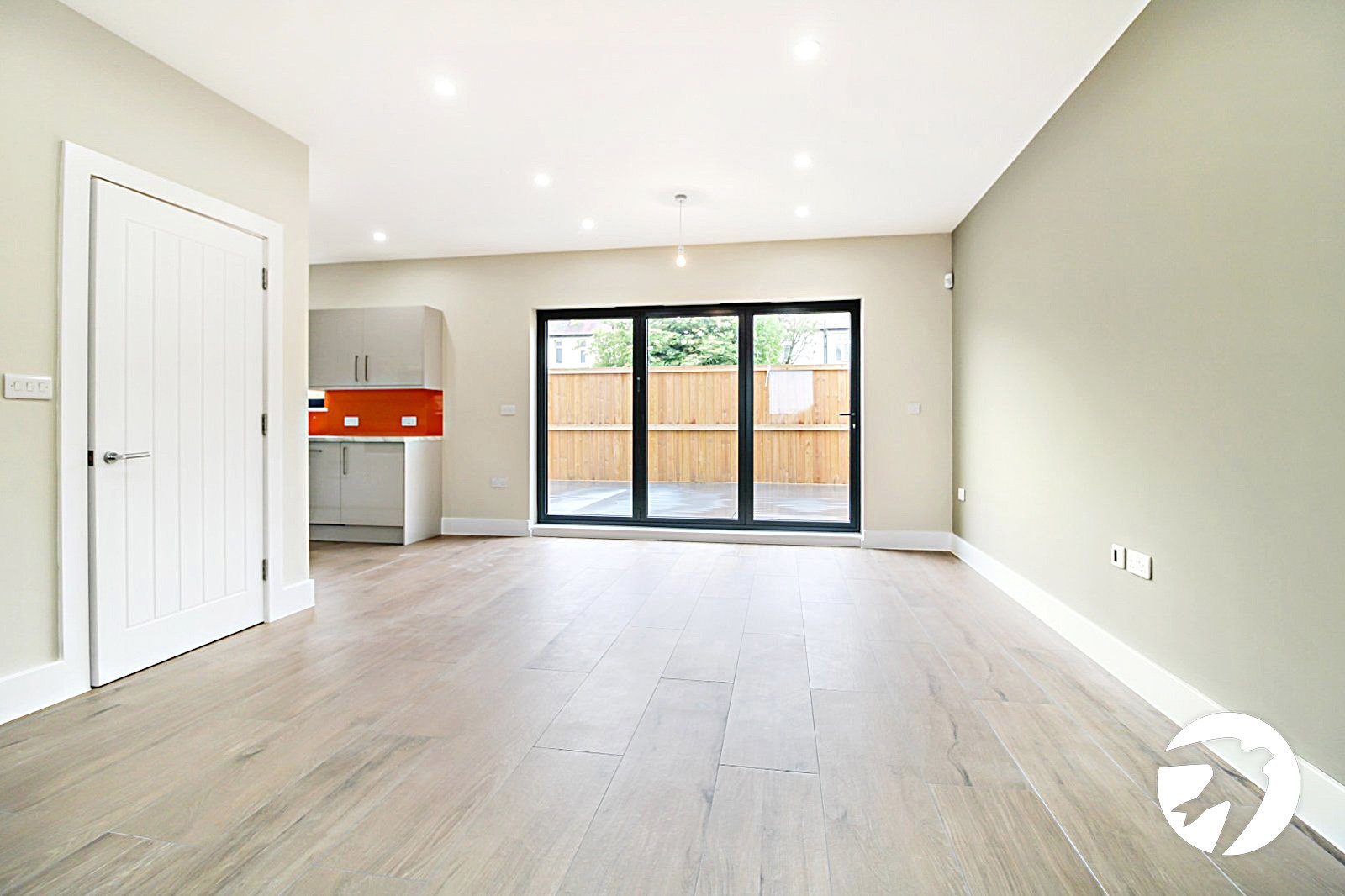 2 bedroom property to rent in Gravesend | Robinson Michael & Jackson