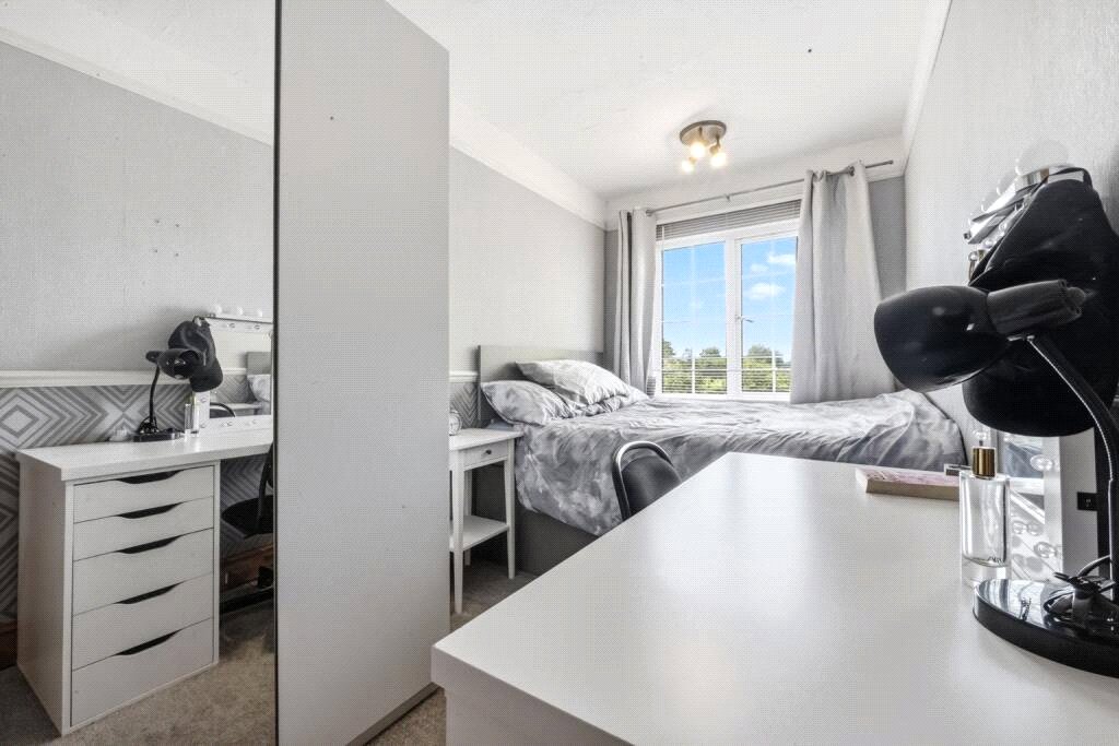 3 bedroom house to rent in Northfleet | Robinson Michael & Jackson