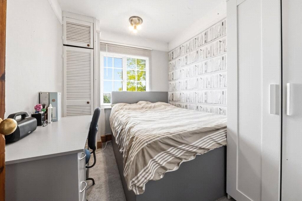 3 bedroom house to rent in Northfleet | Robinson Michael & Jackson