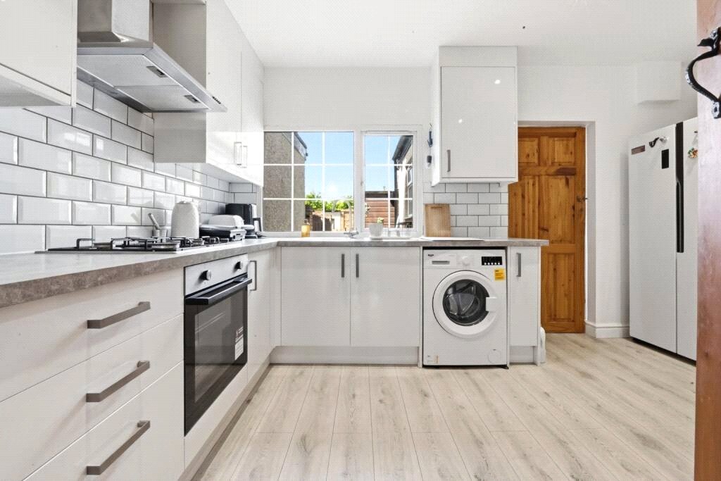 3 bedroom house to rent in Northfleet | Robinson Michael & Jackson