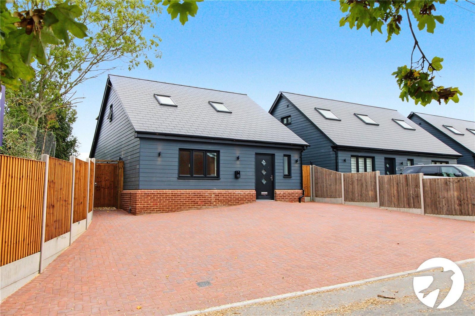 3 bedroom house to rent in Chalk | Robinson Michael & Jackson