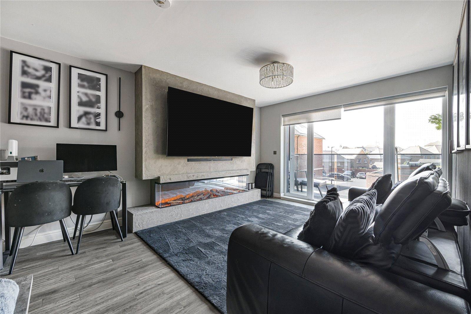 2 bedroom property to rent in Weldon | Robinson Michael & Jackson