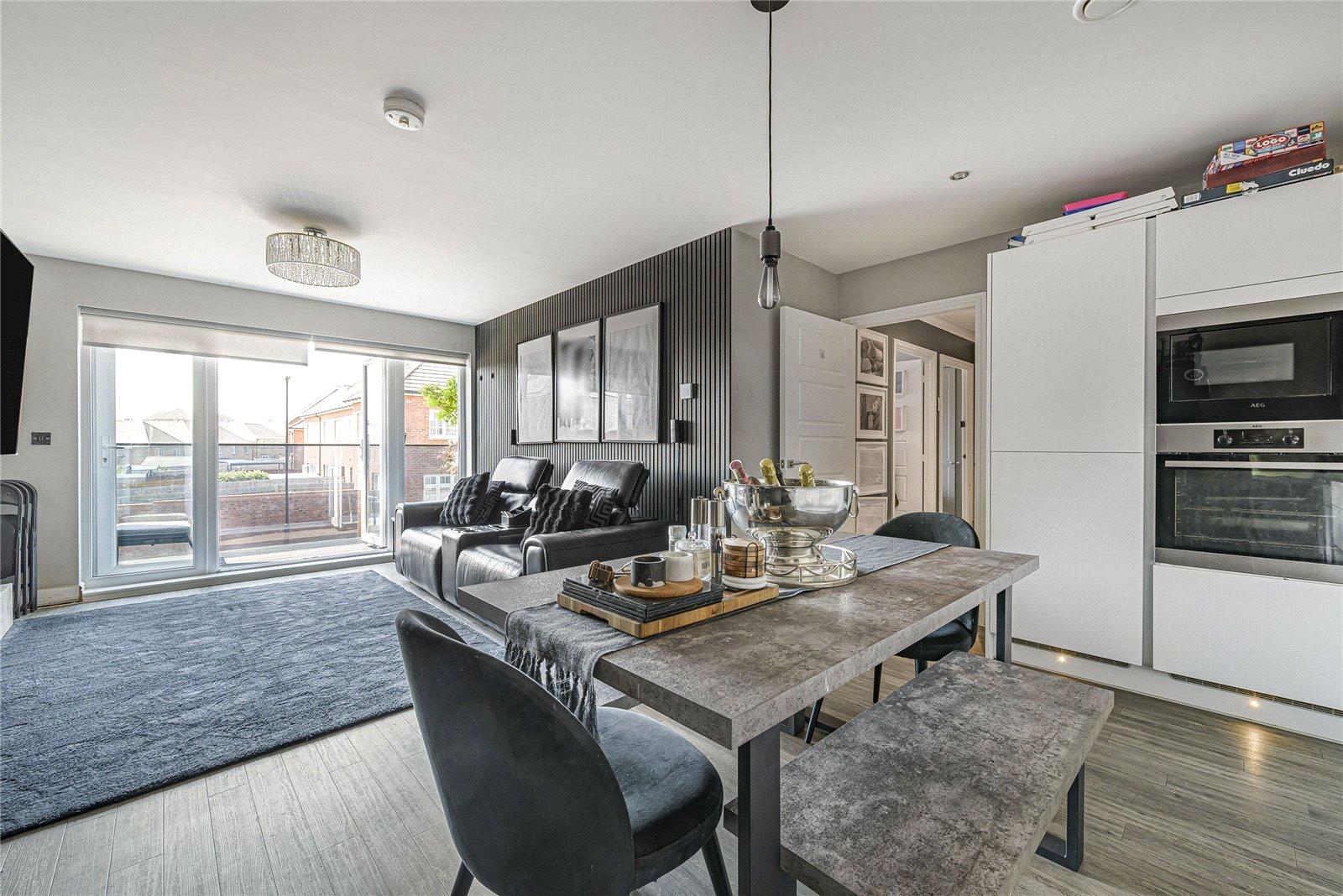 2 bedroom property to rent in Weldon | Robinson Michael & Jackson