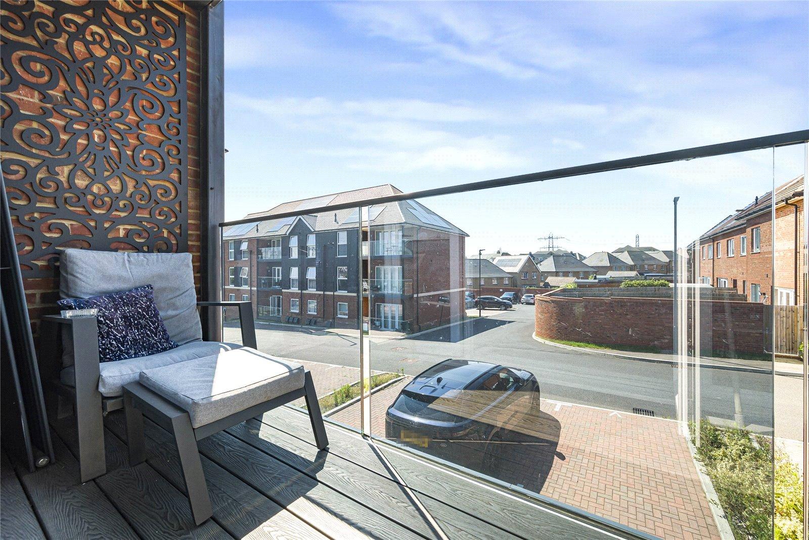 2 bedroom property to rent in Weldon | Robinson Michael & Jackson