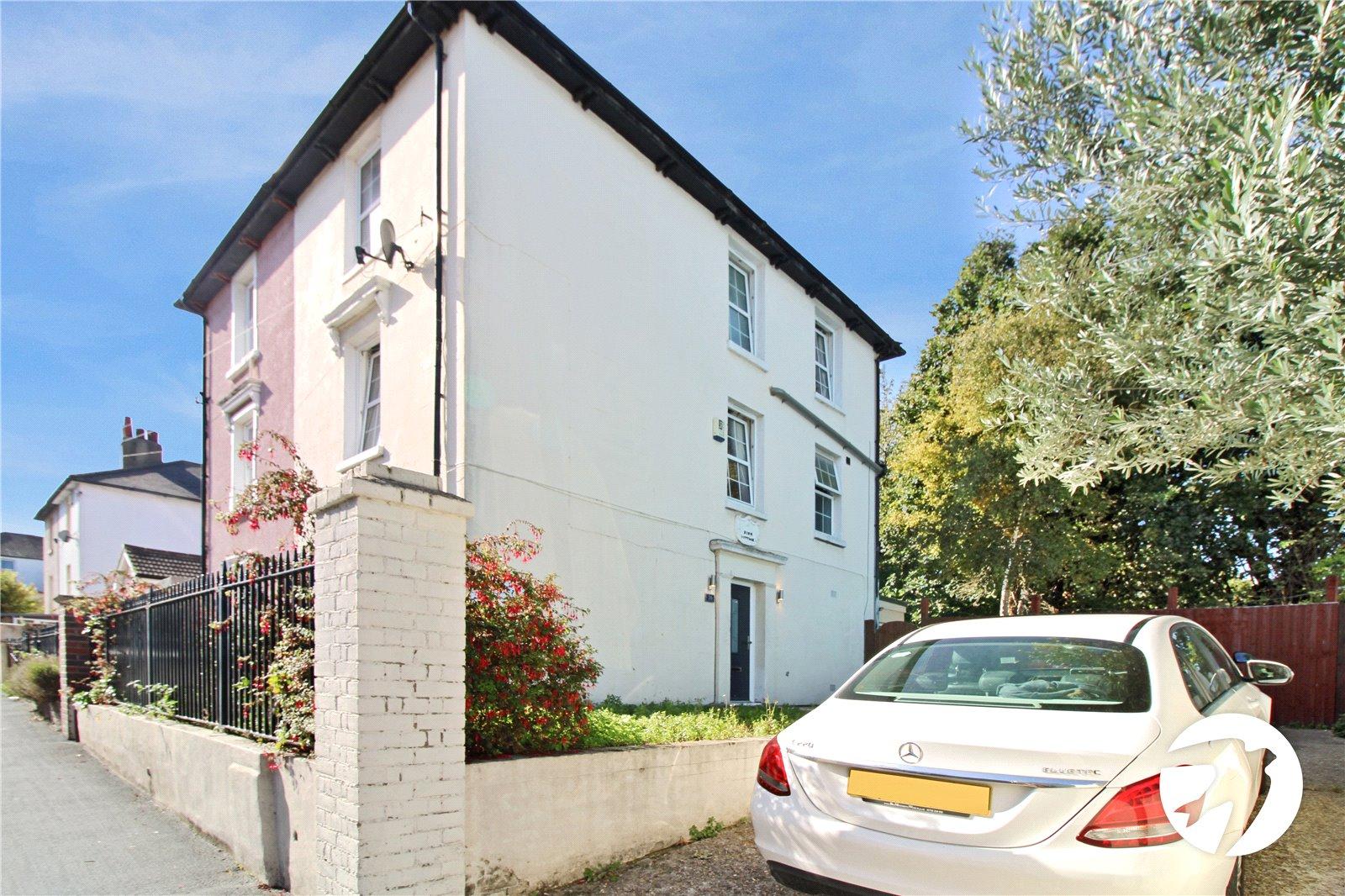 4 bedroom house to rent in Gravesend | Robinson Michael & Jackson
